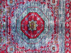 Tappeto classico gusto moderno con decoro mamluk color acquamarina e bordeaux