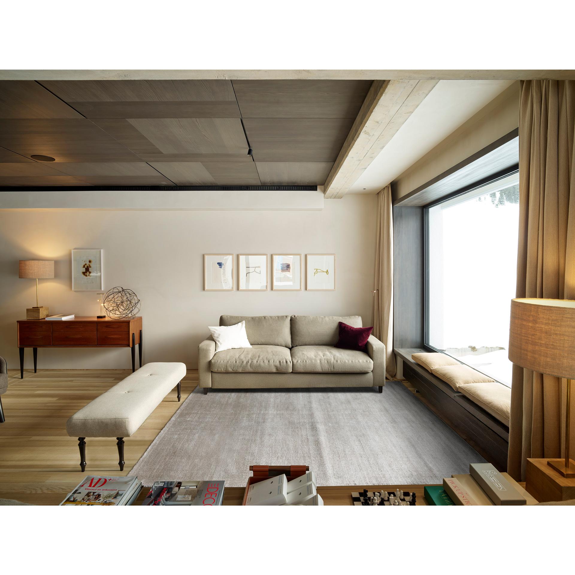 Moderno Tappeto colore neutro resistente contract di Deanna Comellini In Stock 200x300cm in vendita