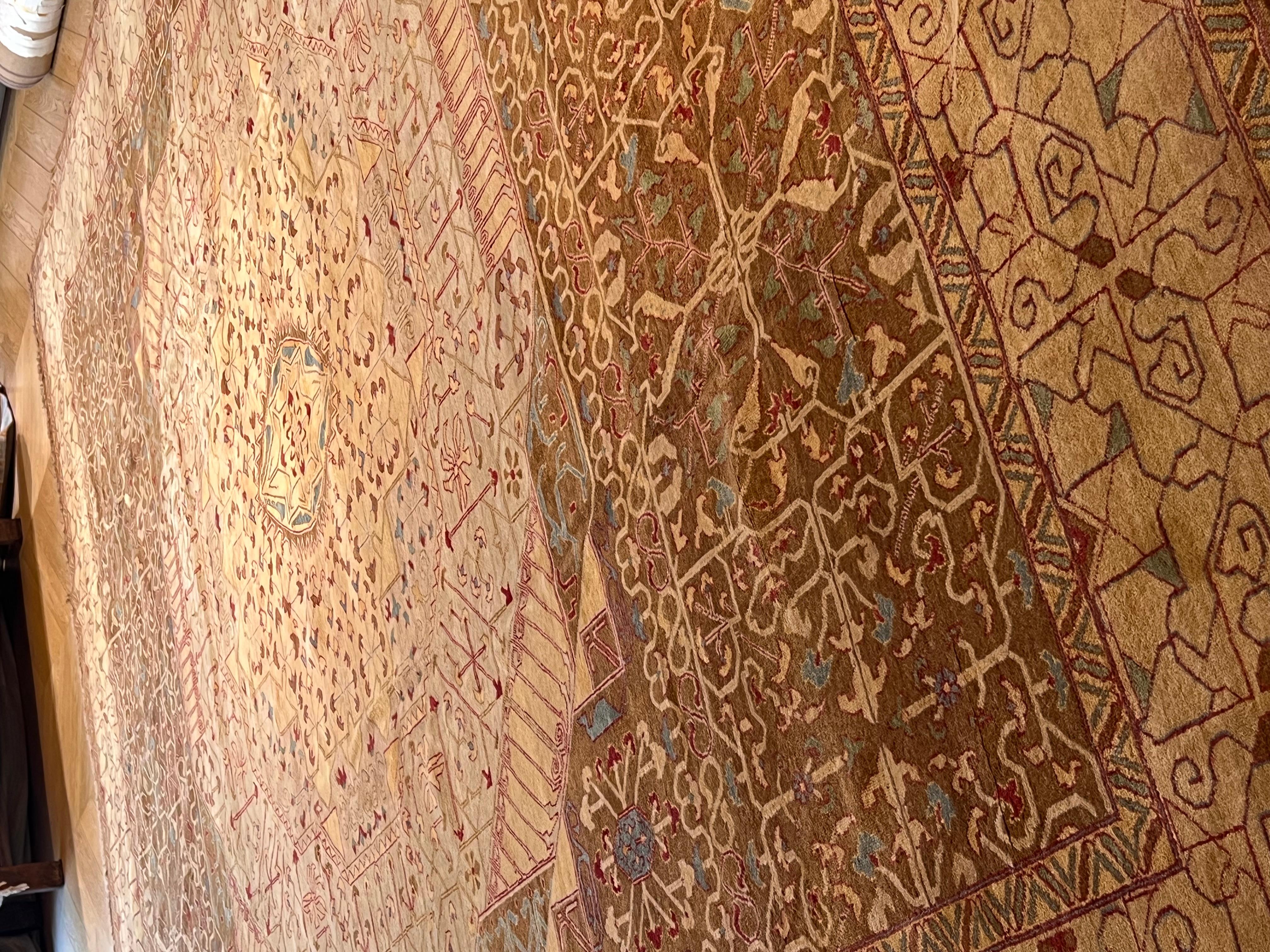 Carpet with the pattern of ancient Mamluk carpets and light shade For Sale 5