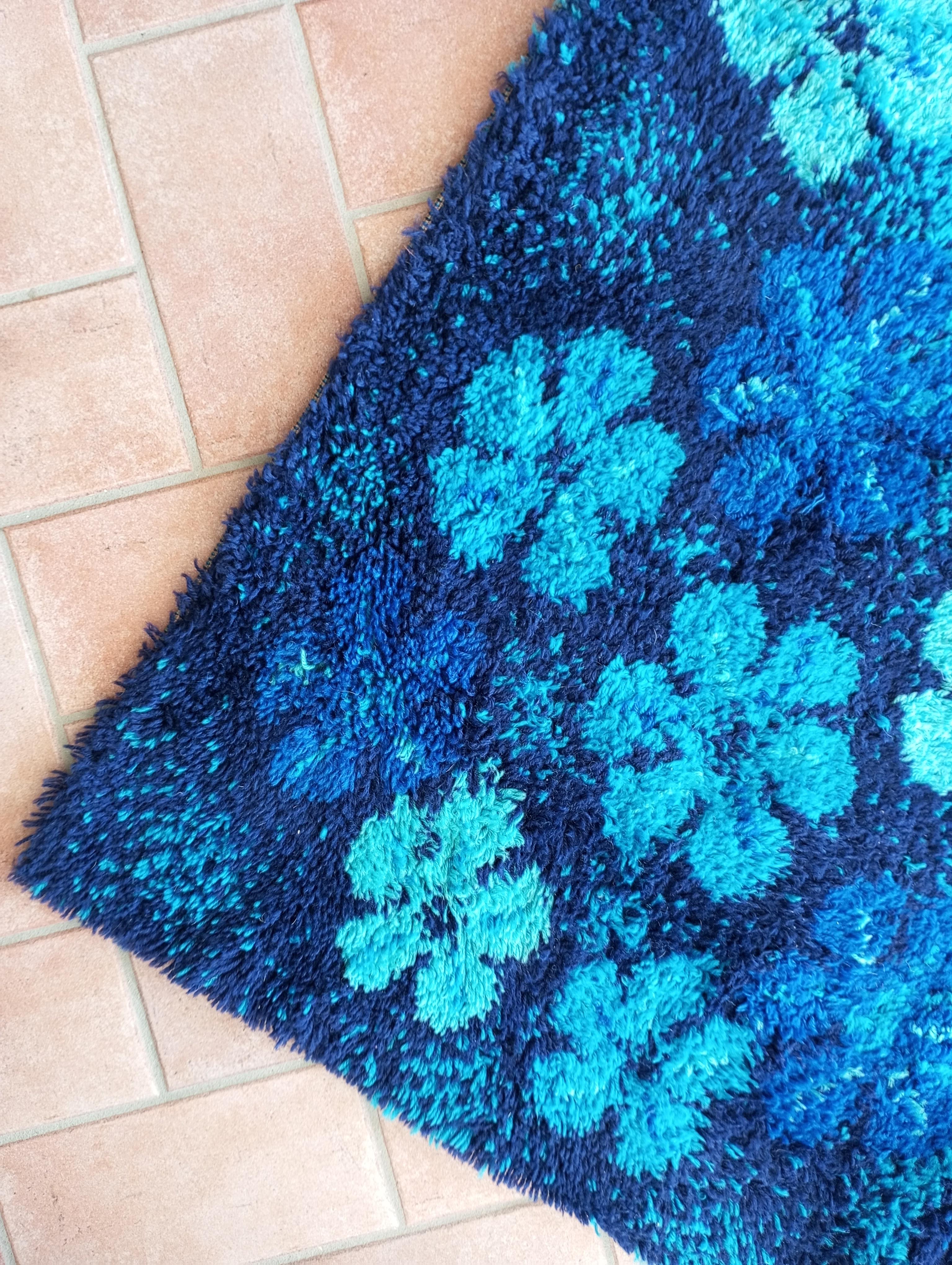 Danish wool rug from the 1970s For Sale 4