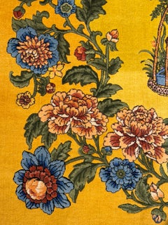 Tappeto dell' Atelier Gianni Versace stile chinoiserie fondo giallo limone