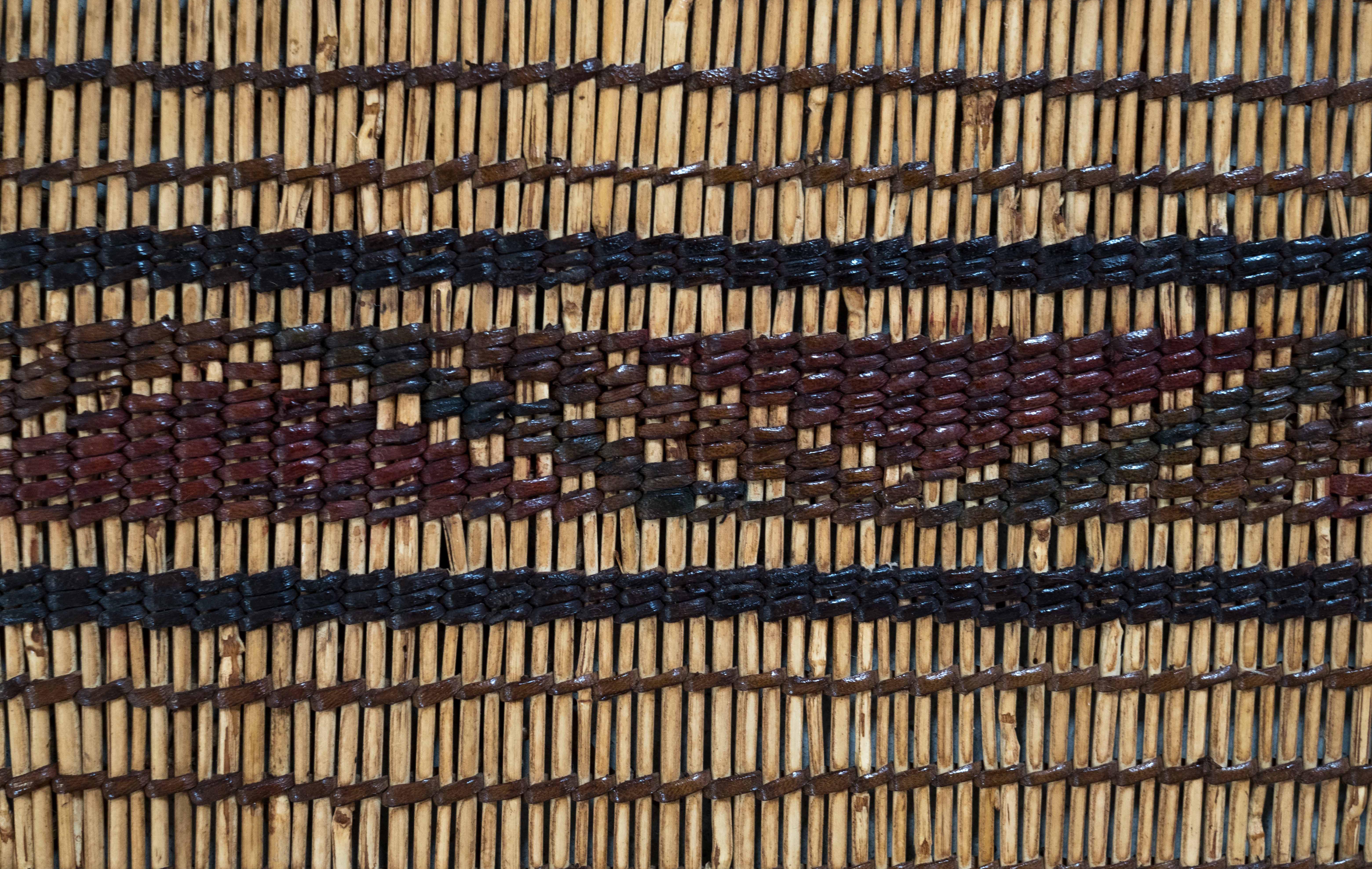 Mauretanischer Teppich, Vintage, 20. Jahrhundert, Holz und Leder, Kelim, Vorrätig (Sub-Saharan African) im Angebot