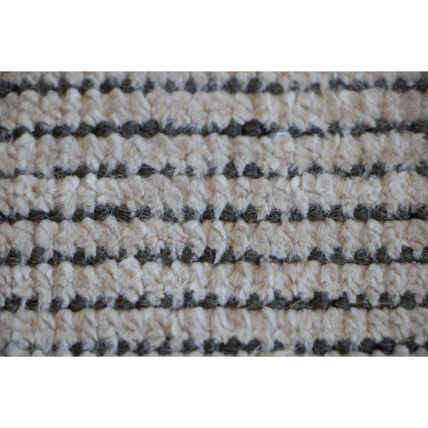 Tappeto diseño en bambù seda sostenibile de Deanna Comellini en Stock 200x330 cm Indio en venta