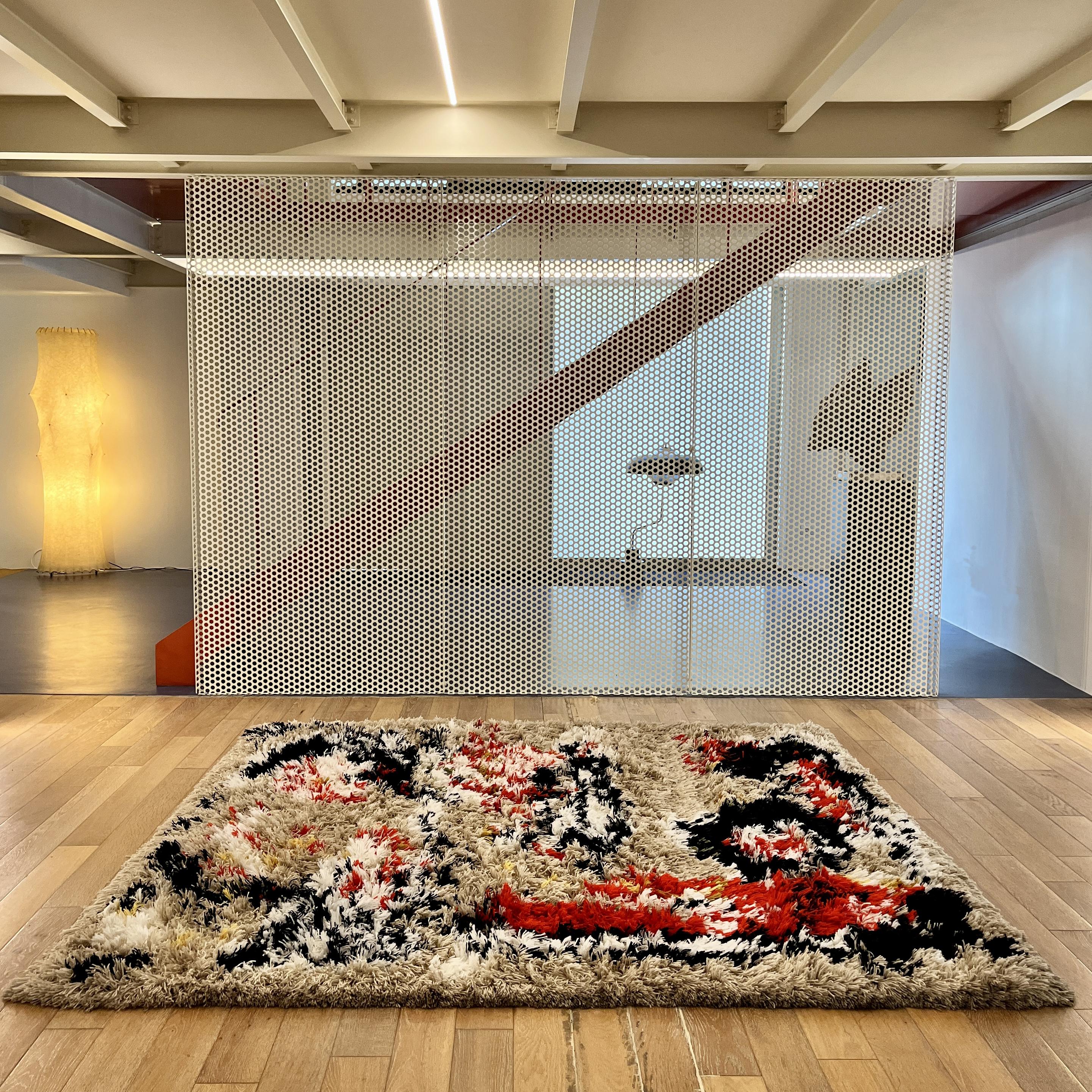1970s design rug, Dal Lago manufactory, Venice In Good Condition For Sale In Milan, IT