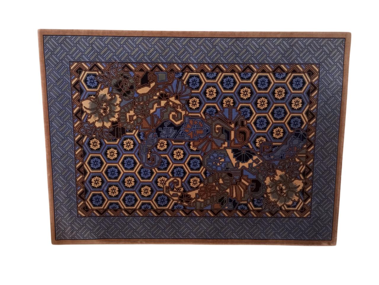 Alfombra diseñada por Pierre Balmain Francia años 70 para Van Neder en venta 5