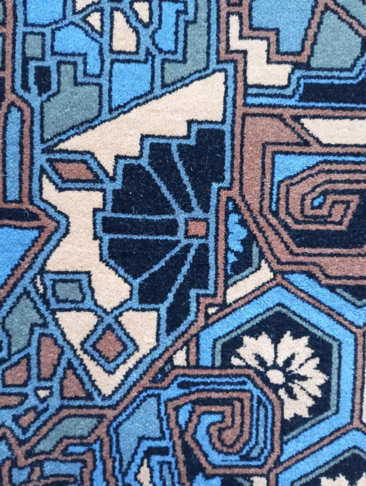Alfombra diseñada por Pierre Balmain Francia años 70 para Van Neder en venta 6