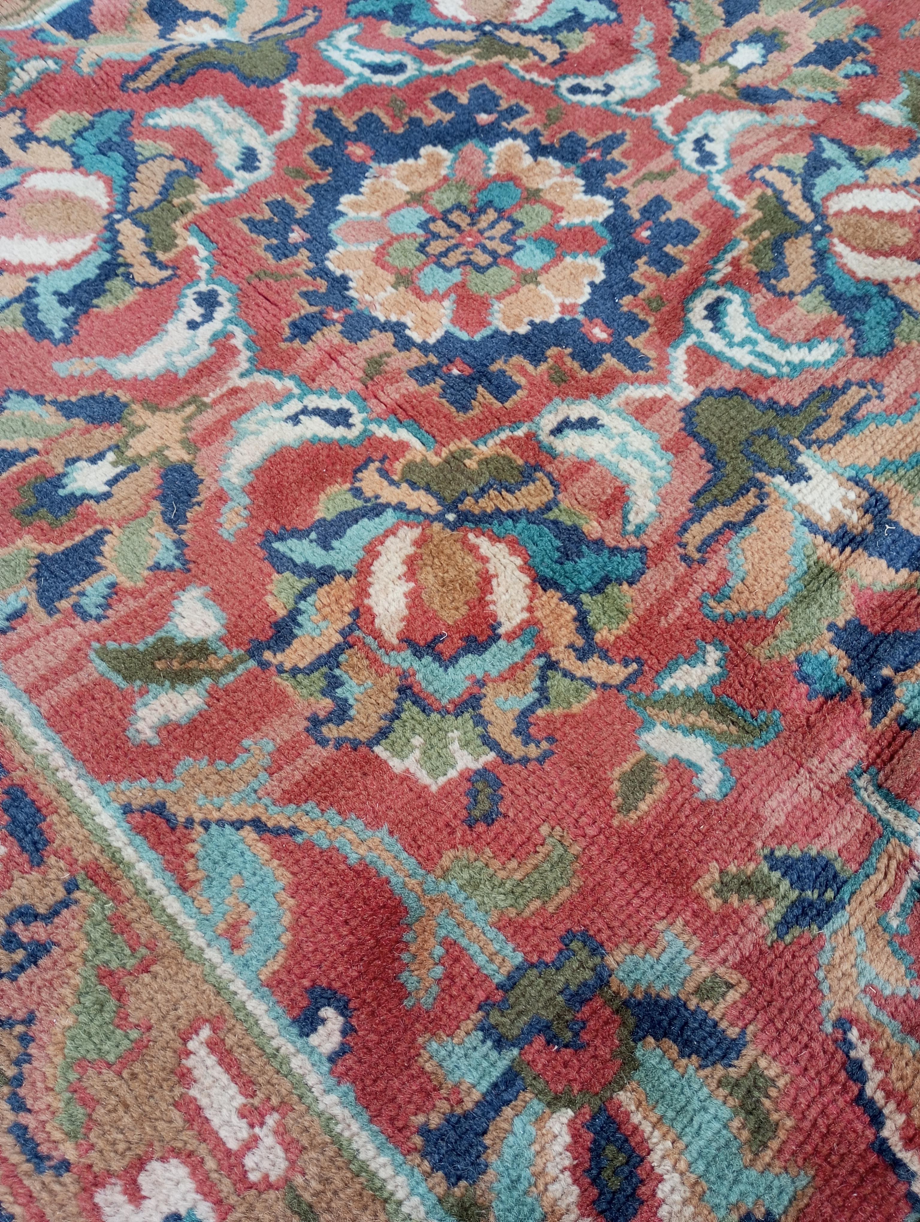 Europäischer Teppich mit Zigler-Design (Österreich) im Angebot 3