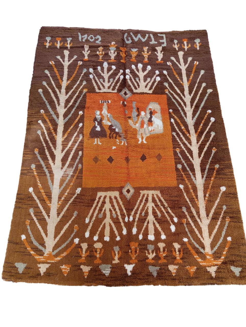Finnischer Folkloreteppich 280 cm. x 198 cm. (Wolle) im Angebot