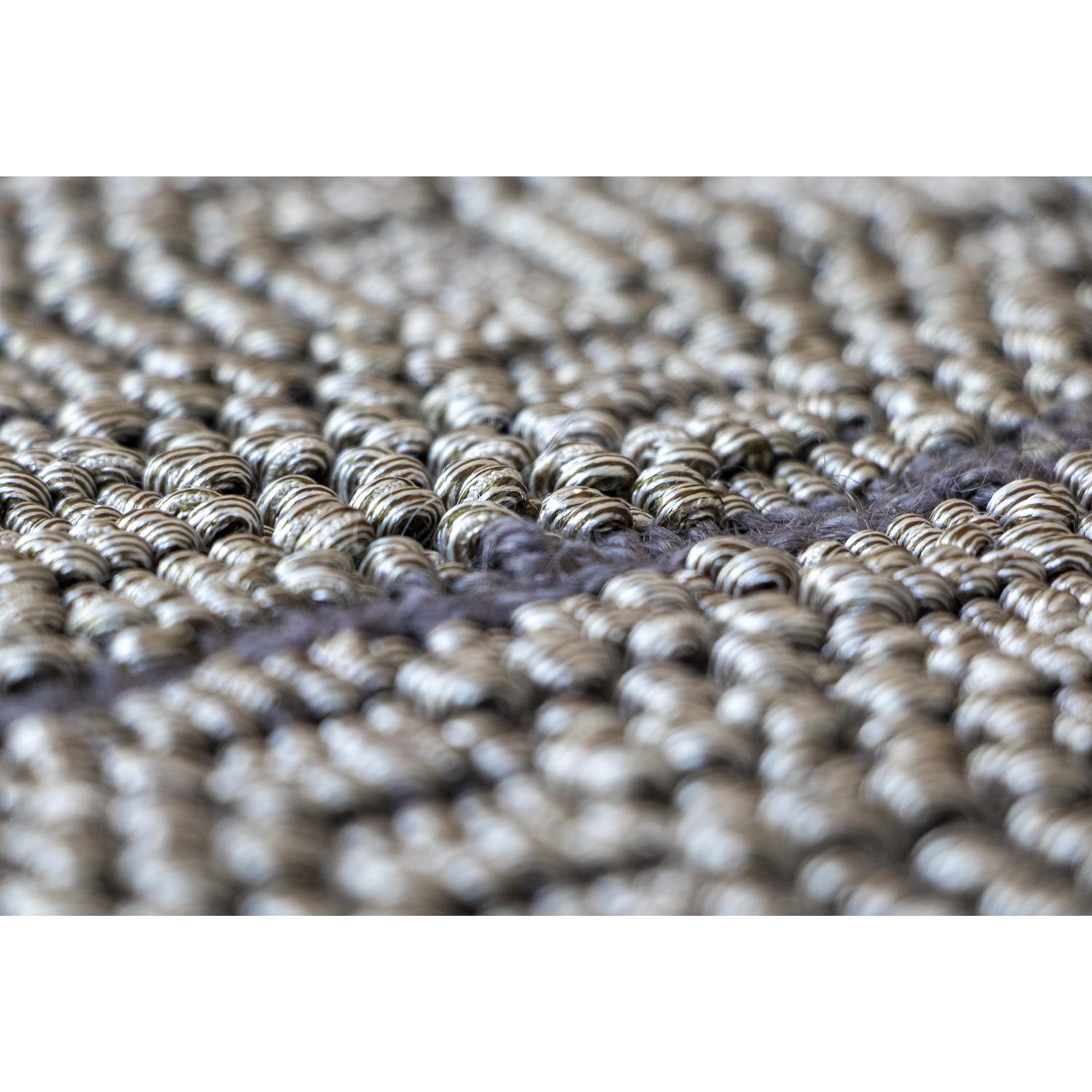 Indian Tappeto gioiello design italiano grigio by Deanna Comellini 200x300cm For Sale