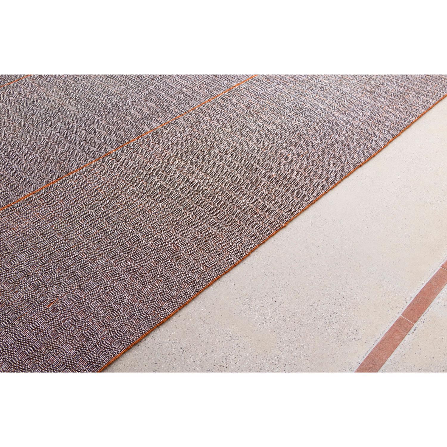 Tappeto Gioiello Design Italiano Grigio Ocra by Deanna Comellini 200x300cm In New Condition For Sale In Bologna, IT