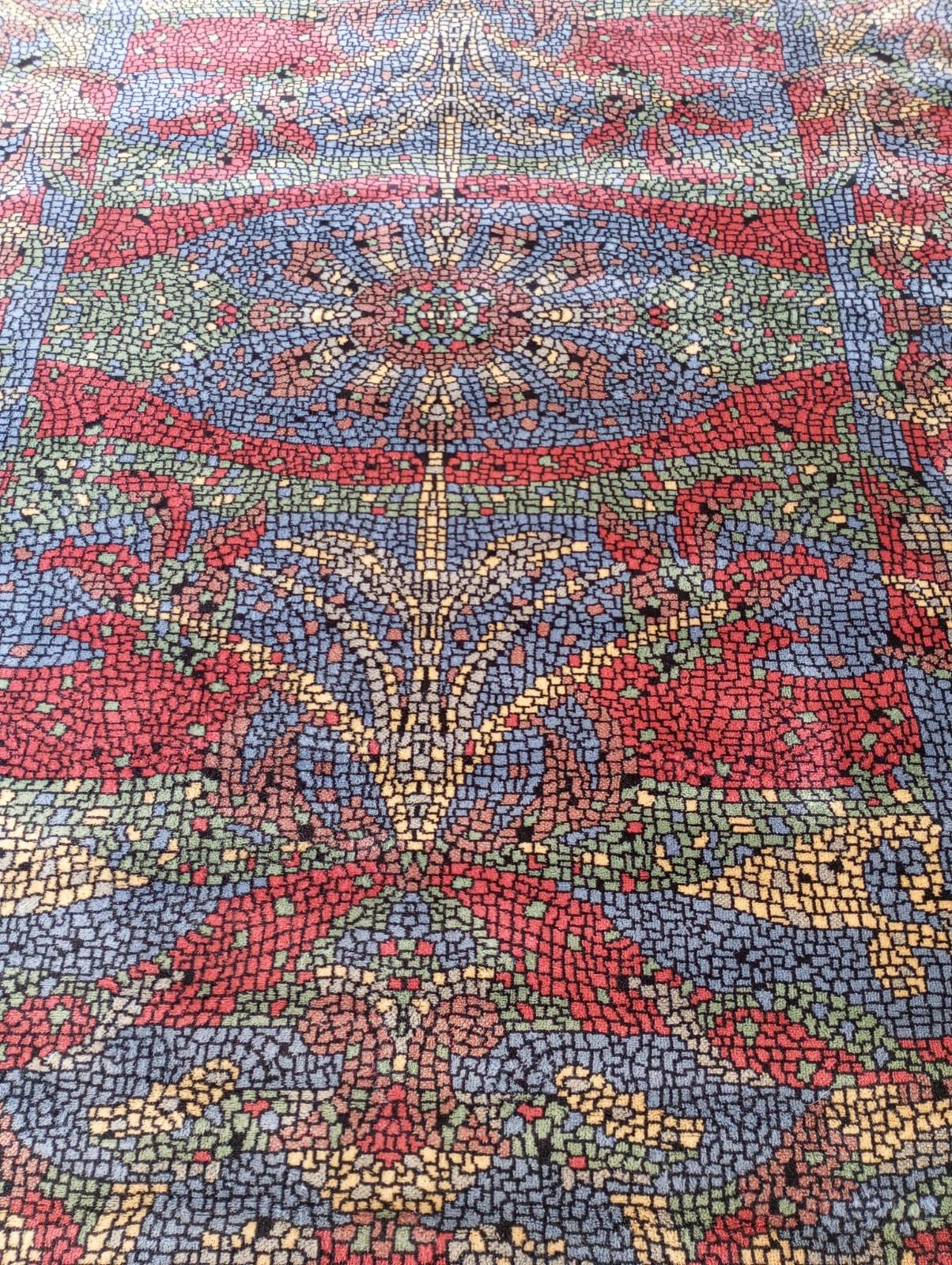 Tapis en laine avec motifs en mosaïque, 1990 France en vente 4