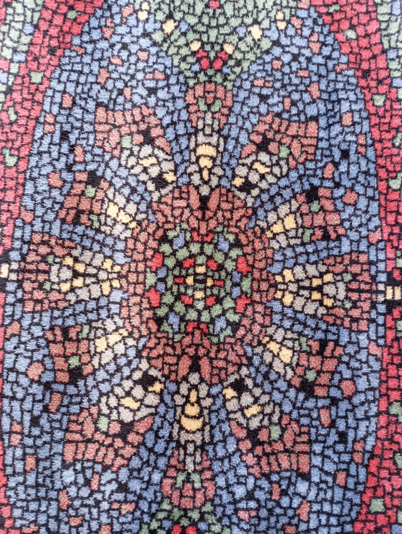 Late 20th Century Tapis en laine avec motifs en mosaïque, 1990 France en vente