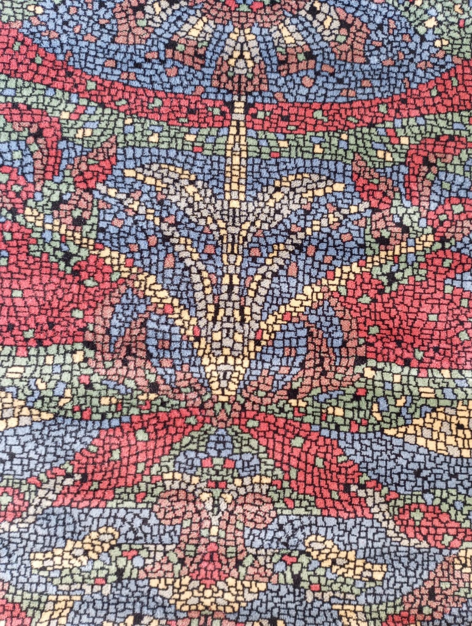 Tapis en laine avec motifs en mosaïque, 1990 France en vente 1