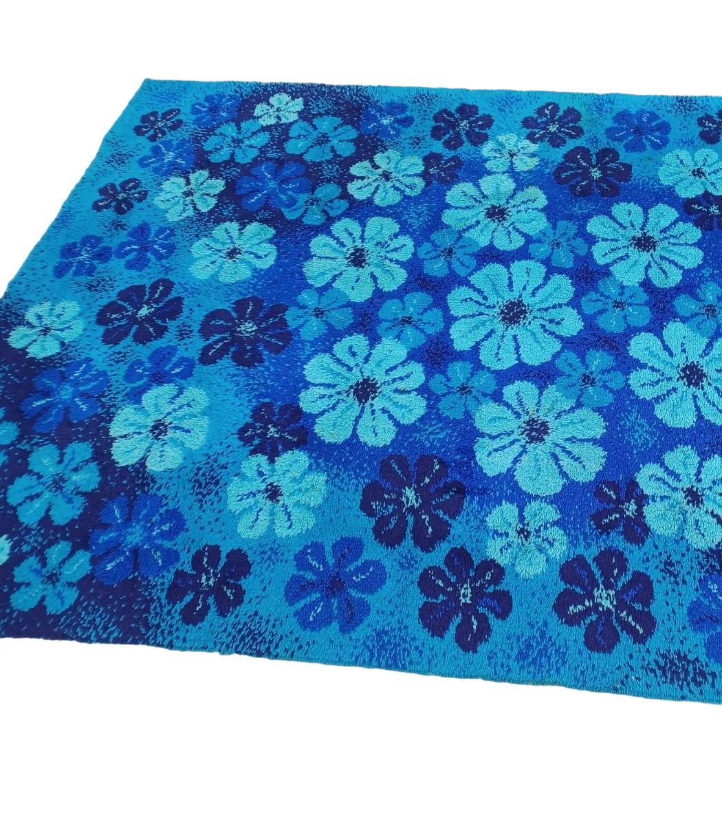 Tappeto in lana con fiori stilizzati, Danimarca anni ‘70 In Good Condition For Sale In Firenze, FI