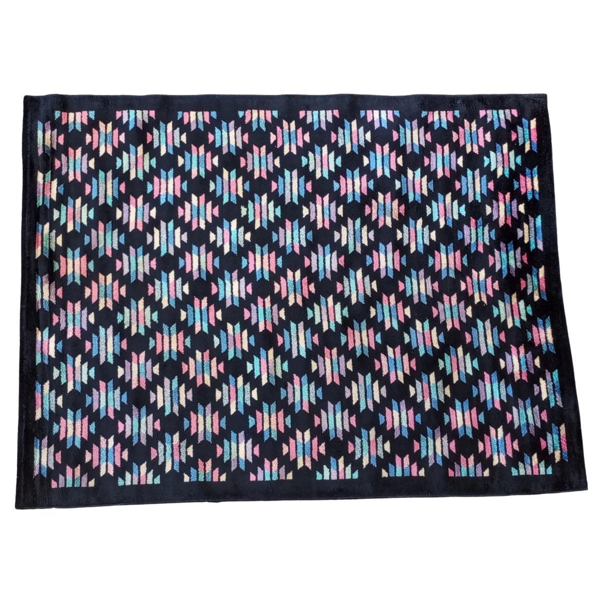 Tappeto in seta nero con disegni geometrici  anni ’70, Italia in vendita