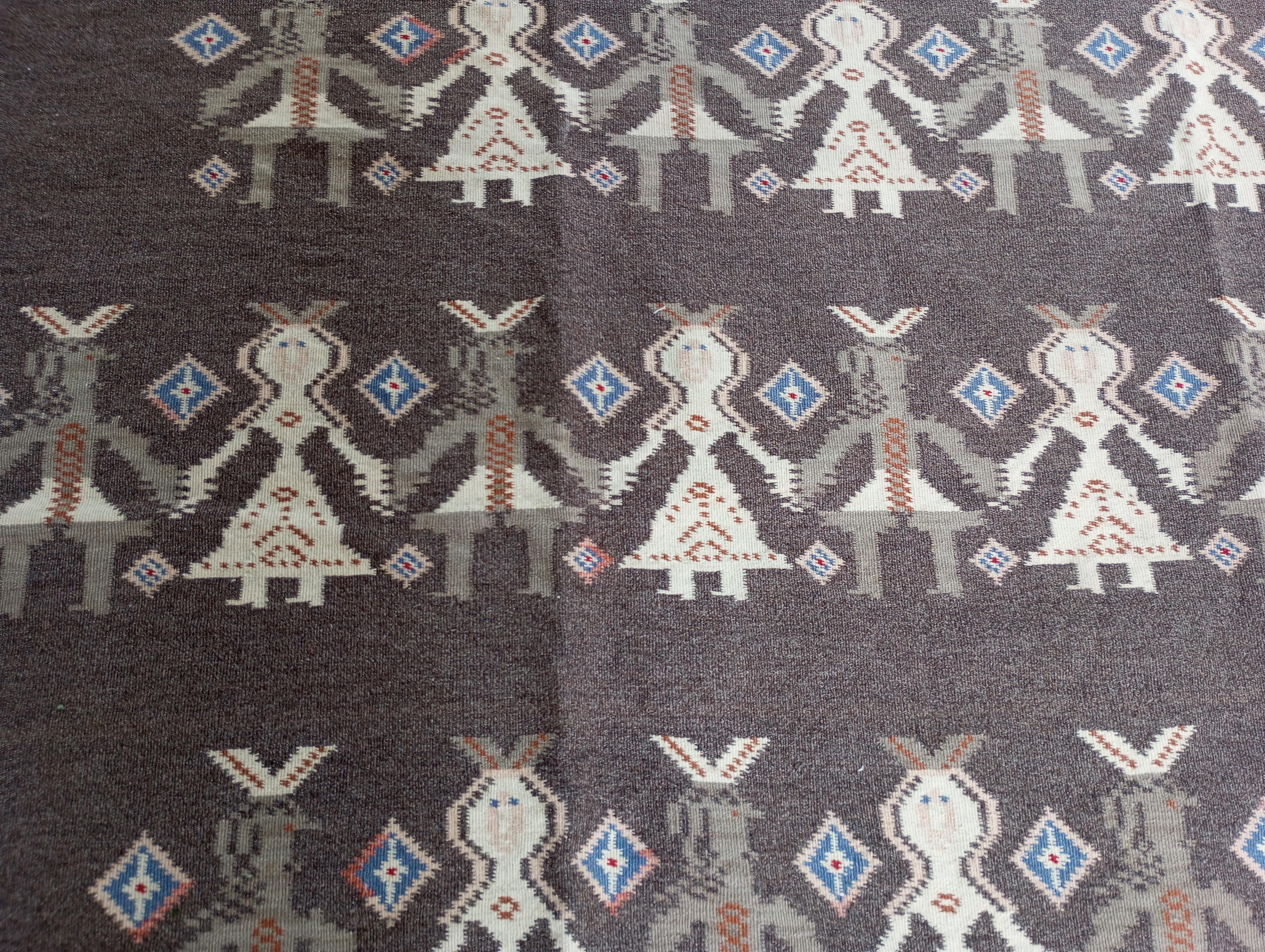 Tapis kilim scandinave (Finlande) 1970 brun en vente 5