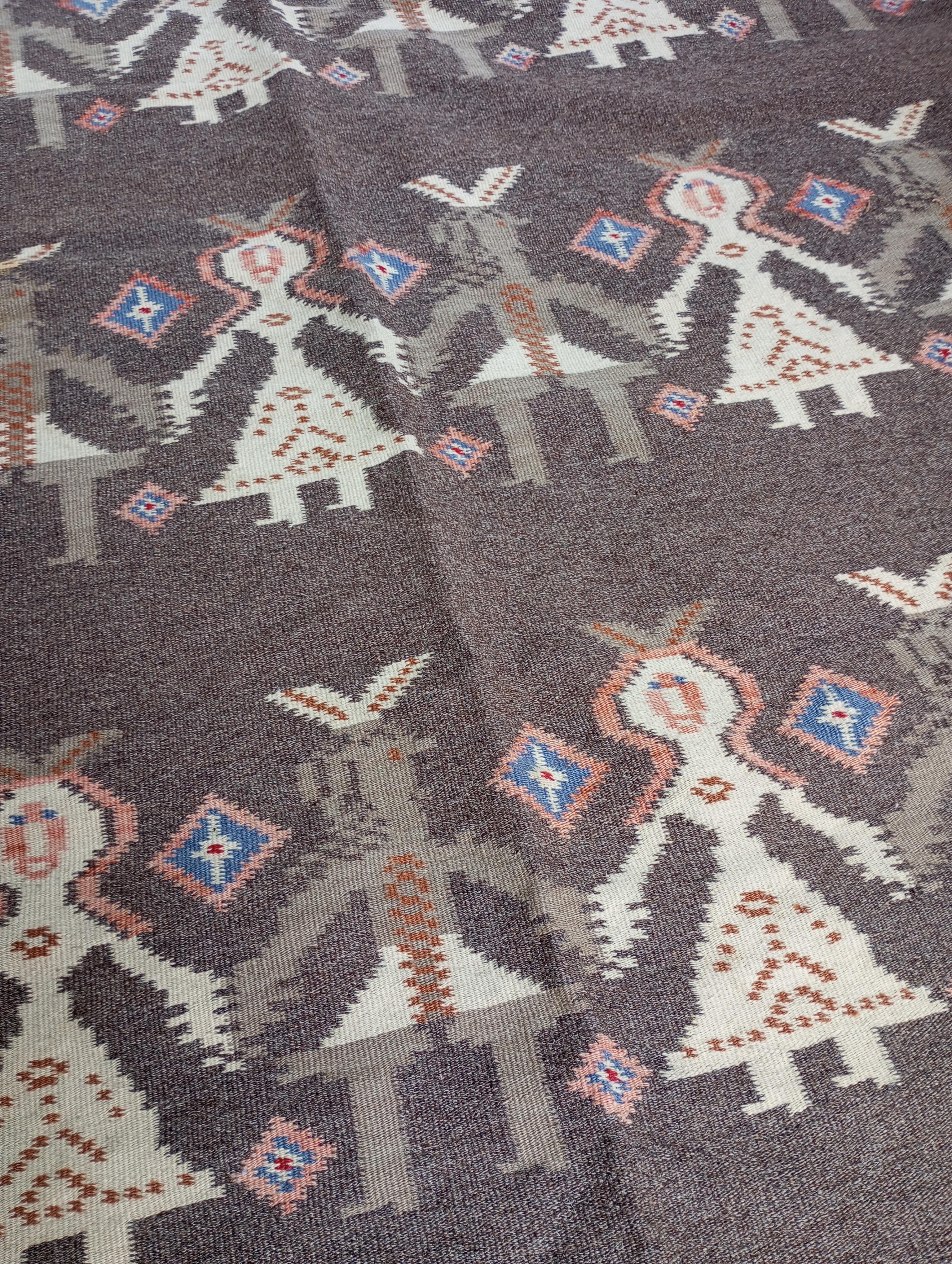Tapis kilim scandinave (Finlande) 1970 brun en vente 1