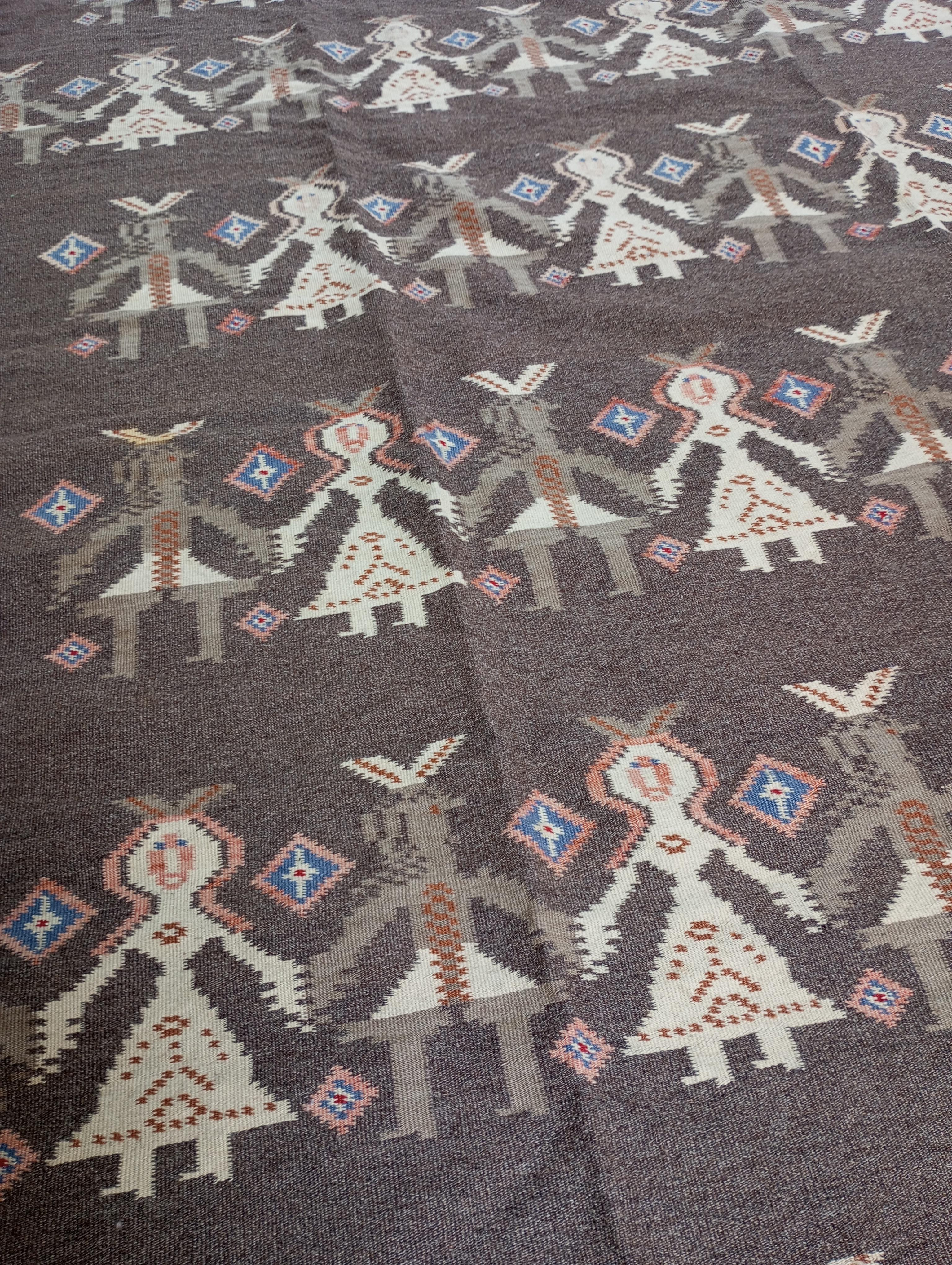 Tapis kilim scandinave (Finlande) 1970 brun en vente 2