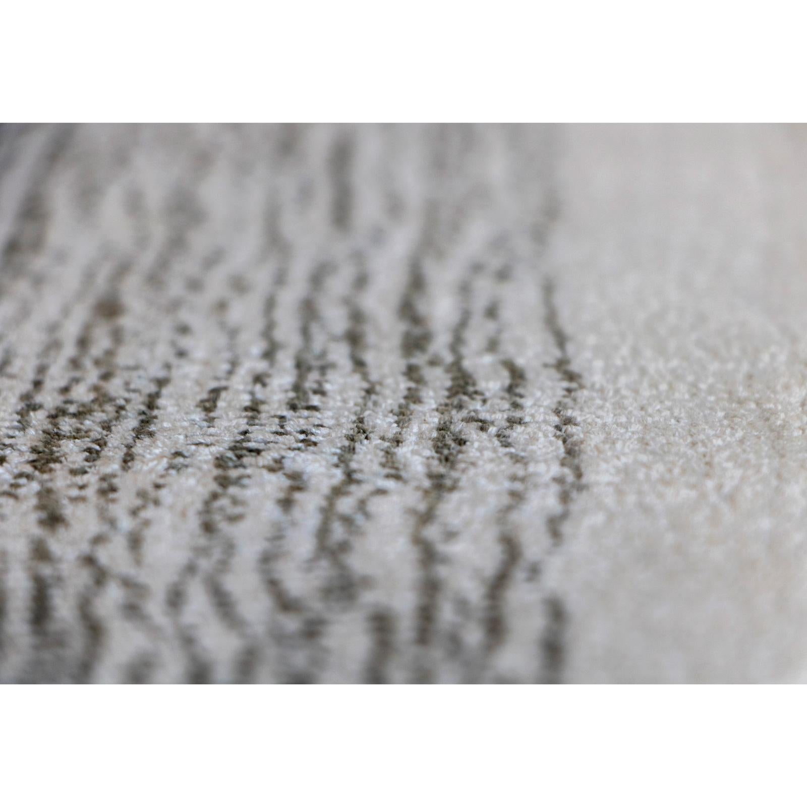 Modern Tappeto living design sfumato bronzo ecru by Deanna Comellini in Stock 200x300cm For Sale