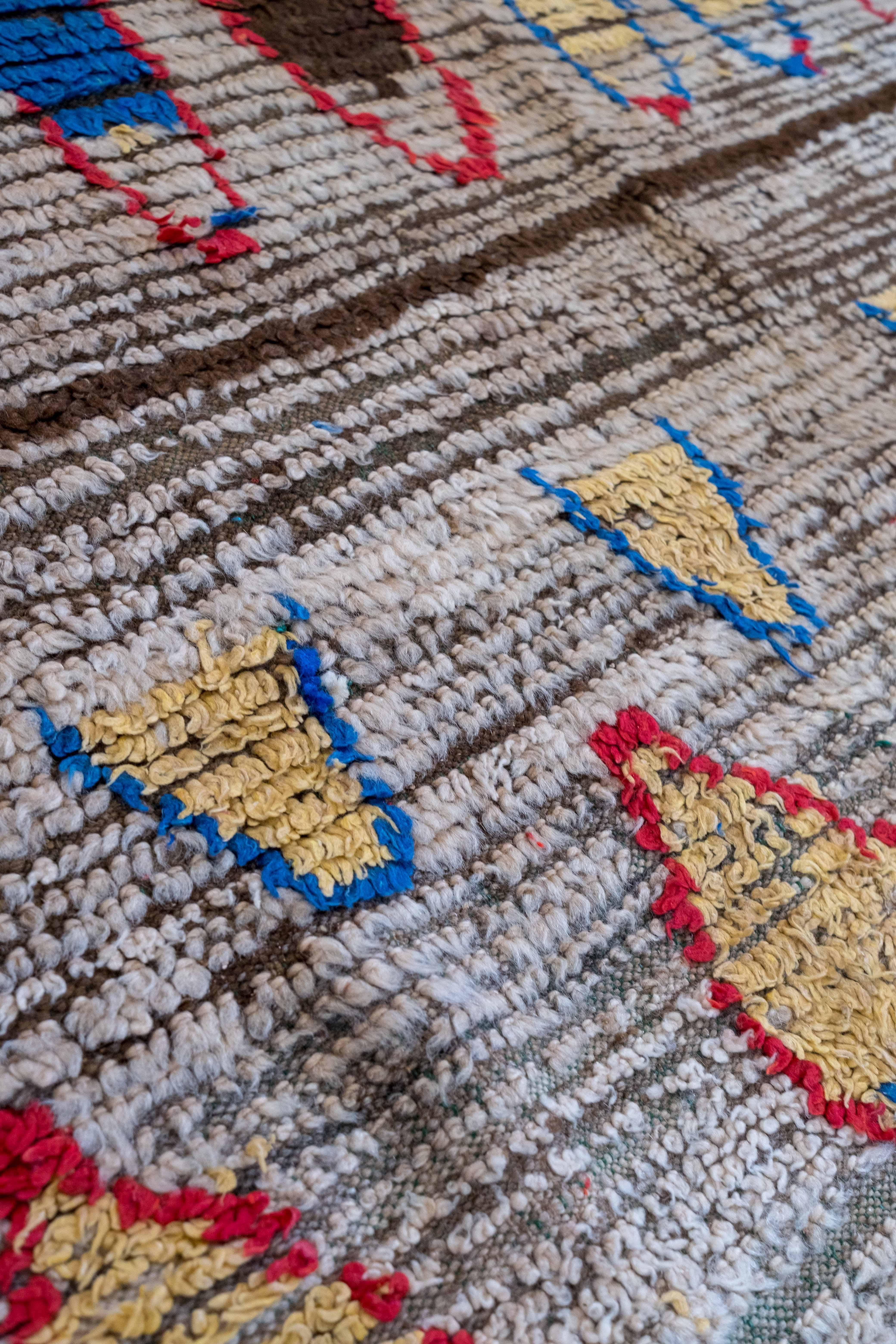 Marokkanischer Teppich, Azilal, Berber, Vintage, Wolle, Handarbeit, auf Lager (Moroccan) im Angebot