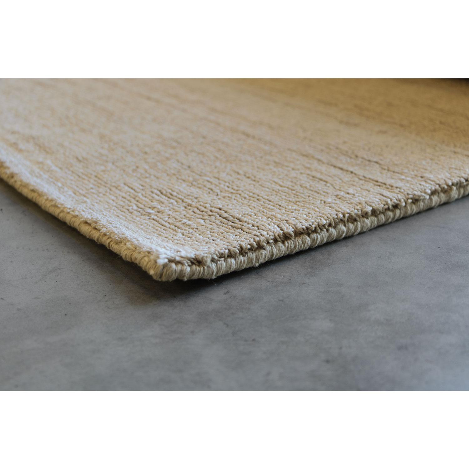 Indian Tappeto moderno in fibre naturali lino beige design Deanna Comellini 200x300cm For Sale