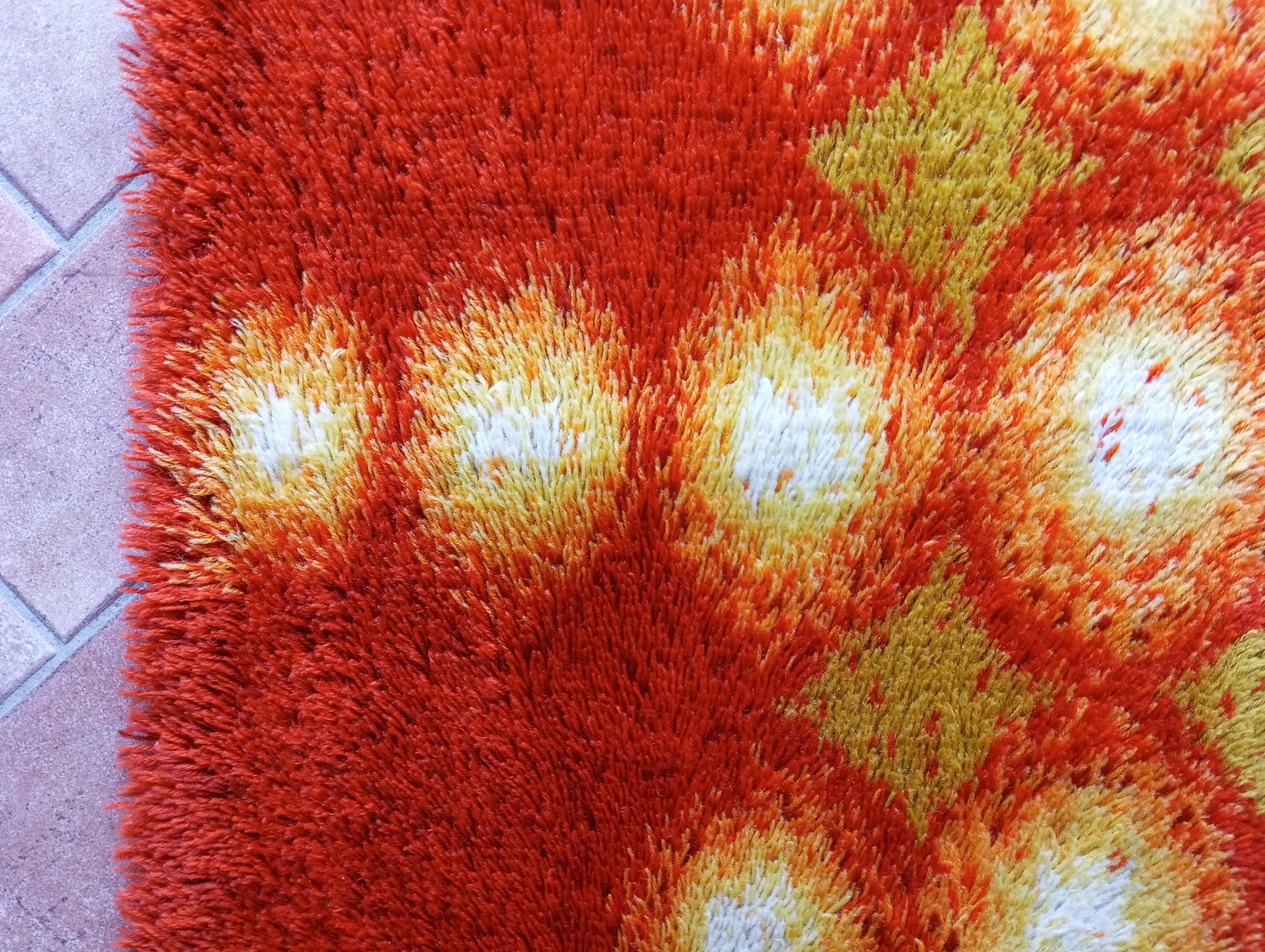 Swedish Modern (Pop art) Rya wool rug - Sweden 1970s For Sale