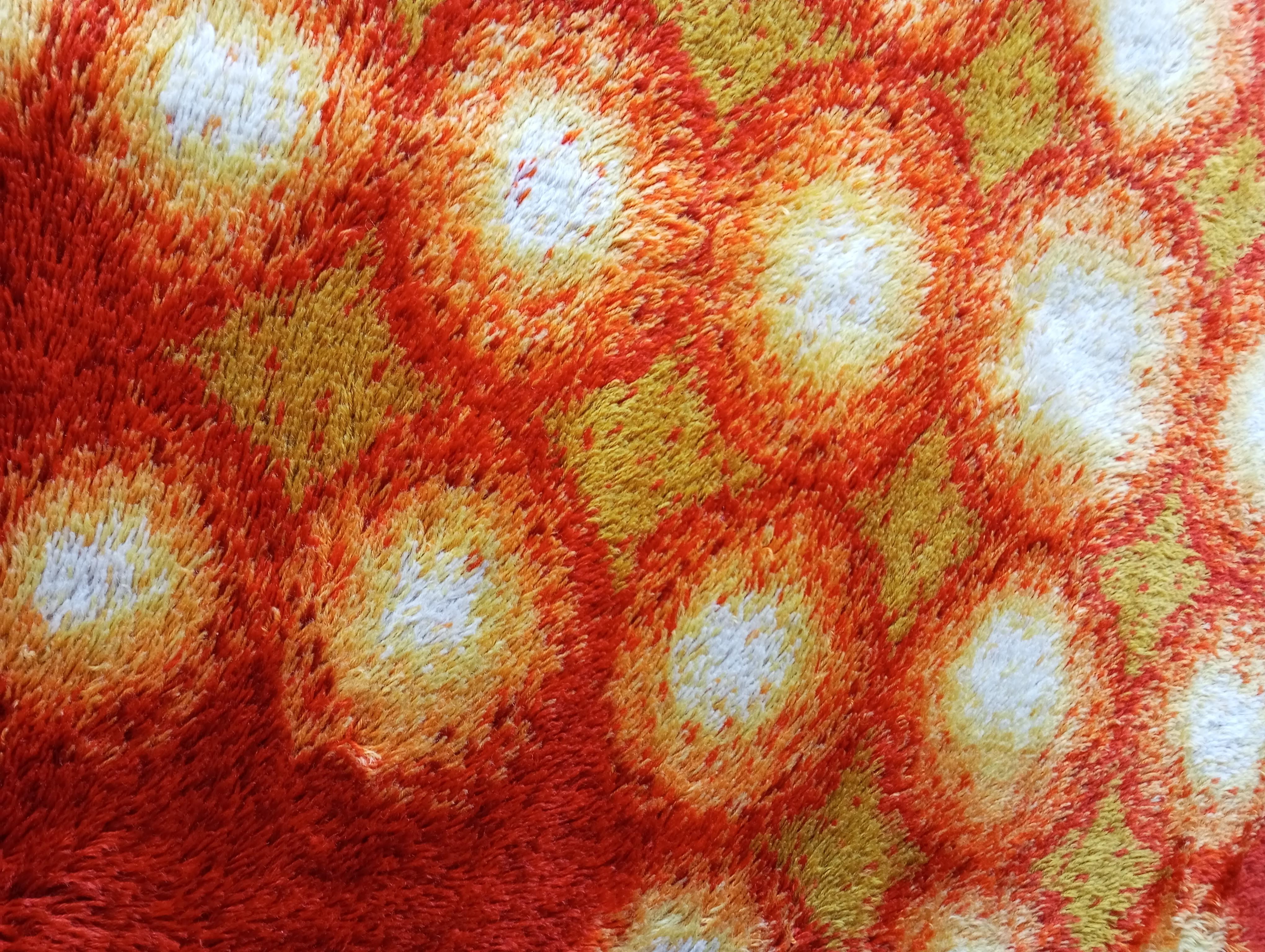 Modern (Pop art) Rya wool rug - Sweden 1970s In Good Condition For Sale In Firenze, FI