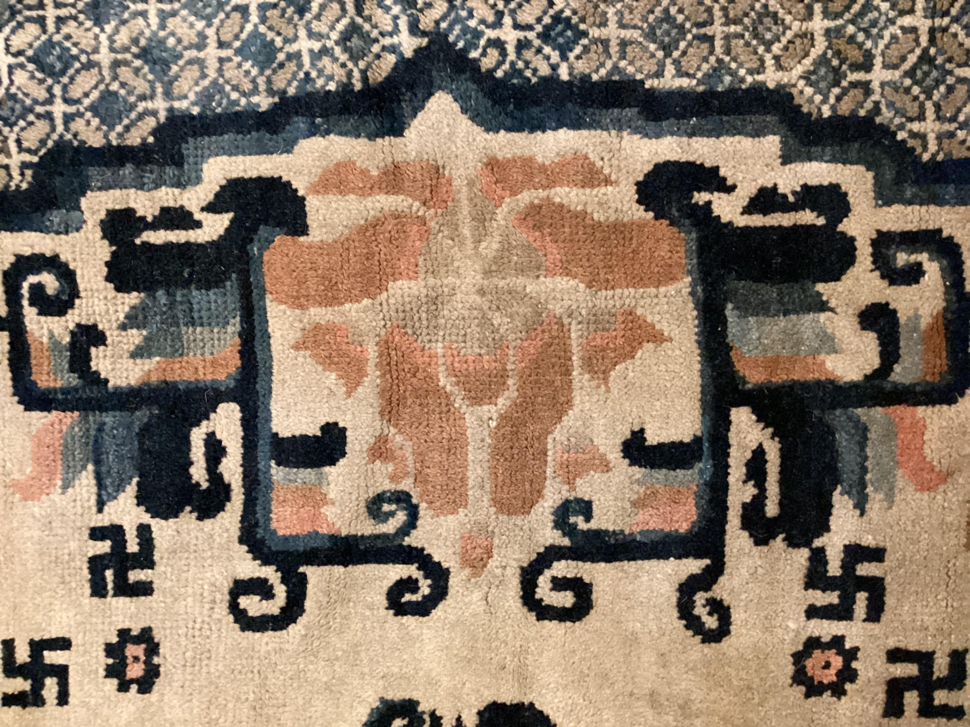 Tapis mongol en laine noué à la main cm. 360 x 320 en vente 2