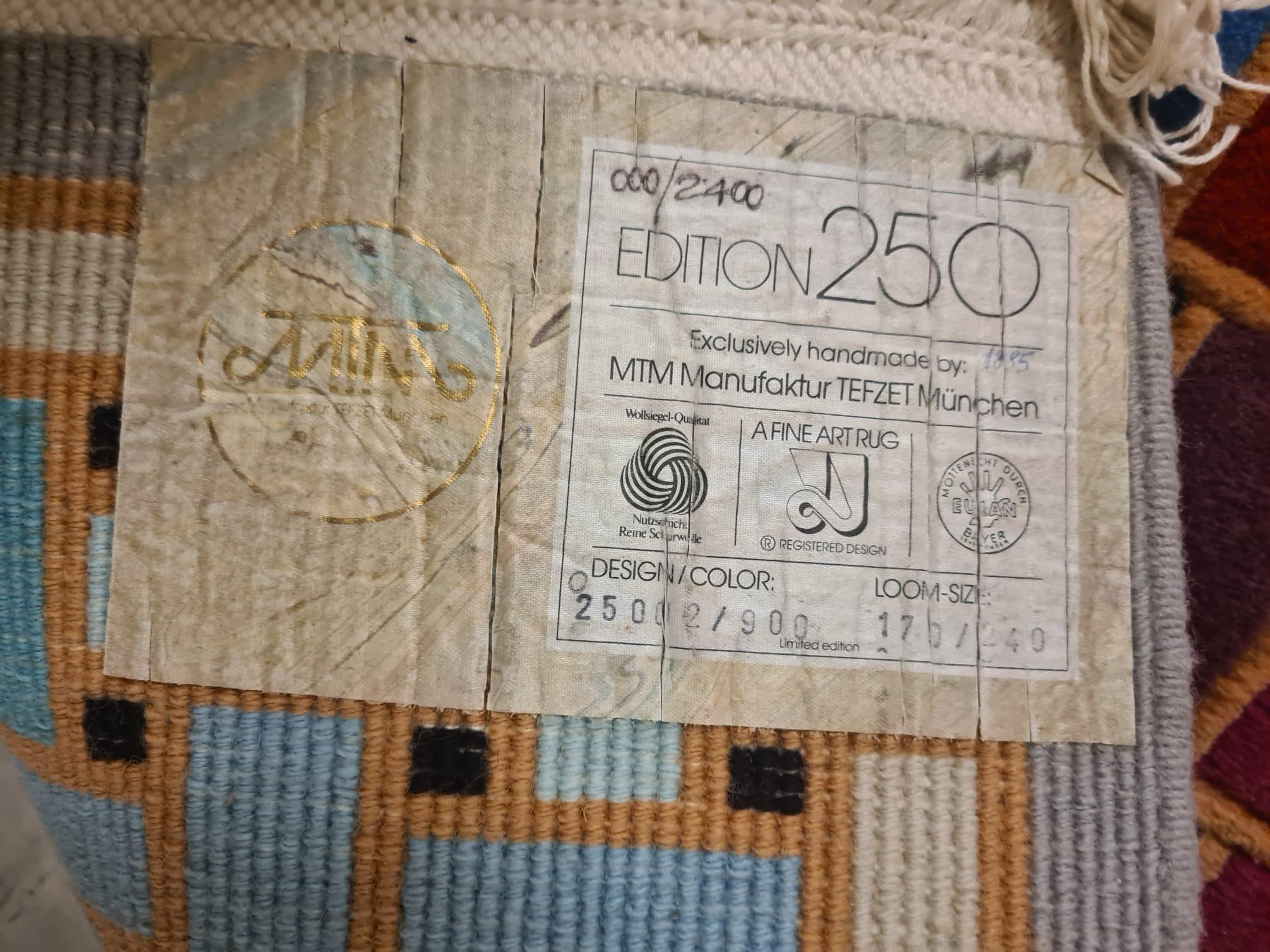 Optical rug in pure wool from the 1970s For Sale 7