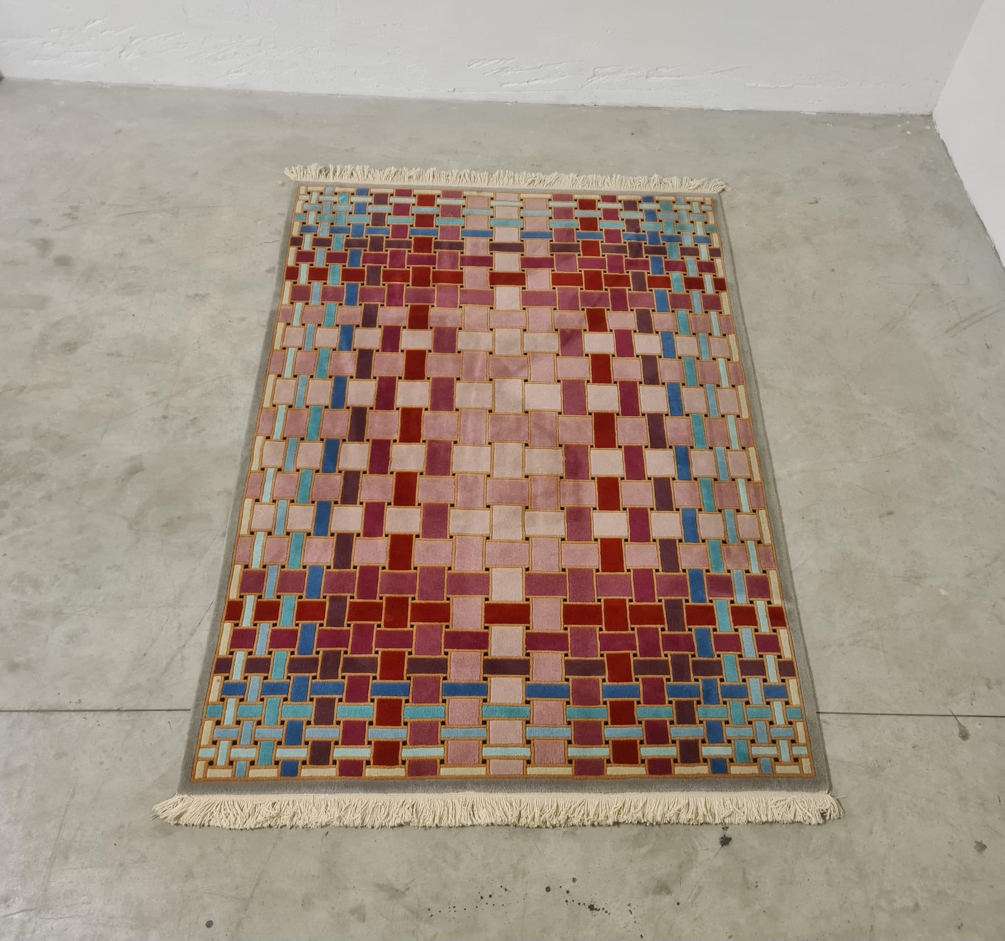 German Optical rug in pure wool from the 1970s For Sale