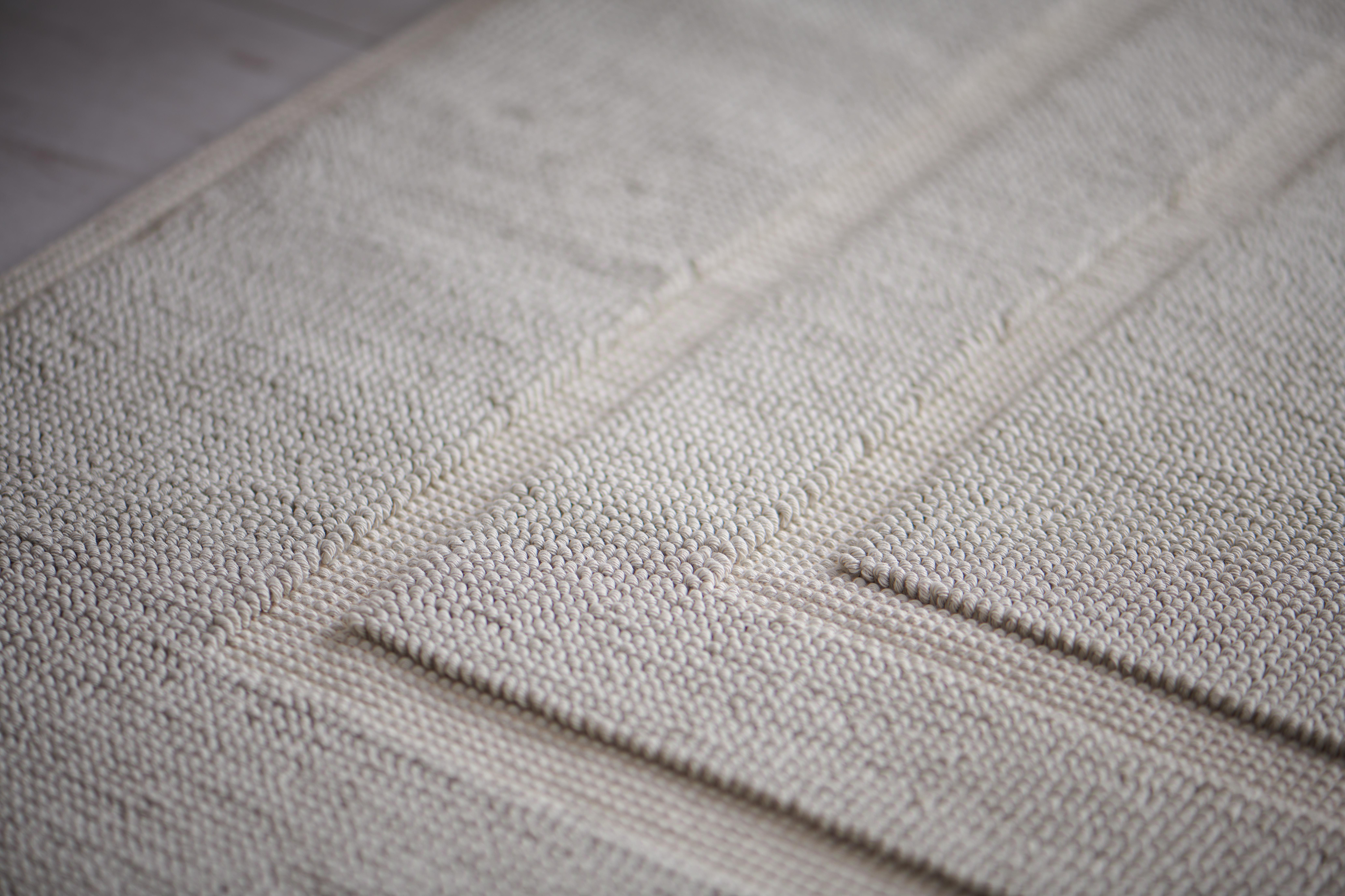 Contemporain Tapis passe-partout en coton à motif de cadre, couleur ivoire en vente