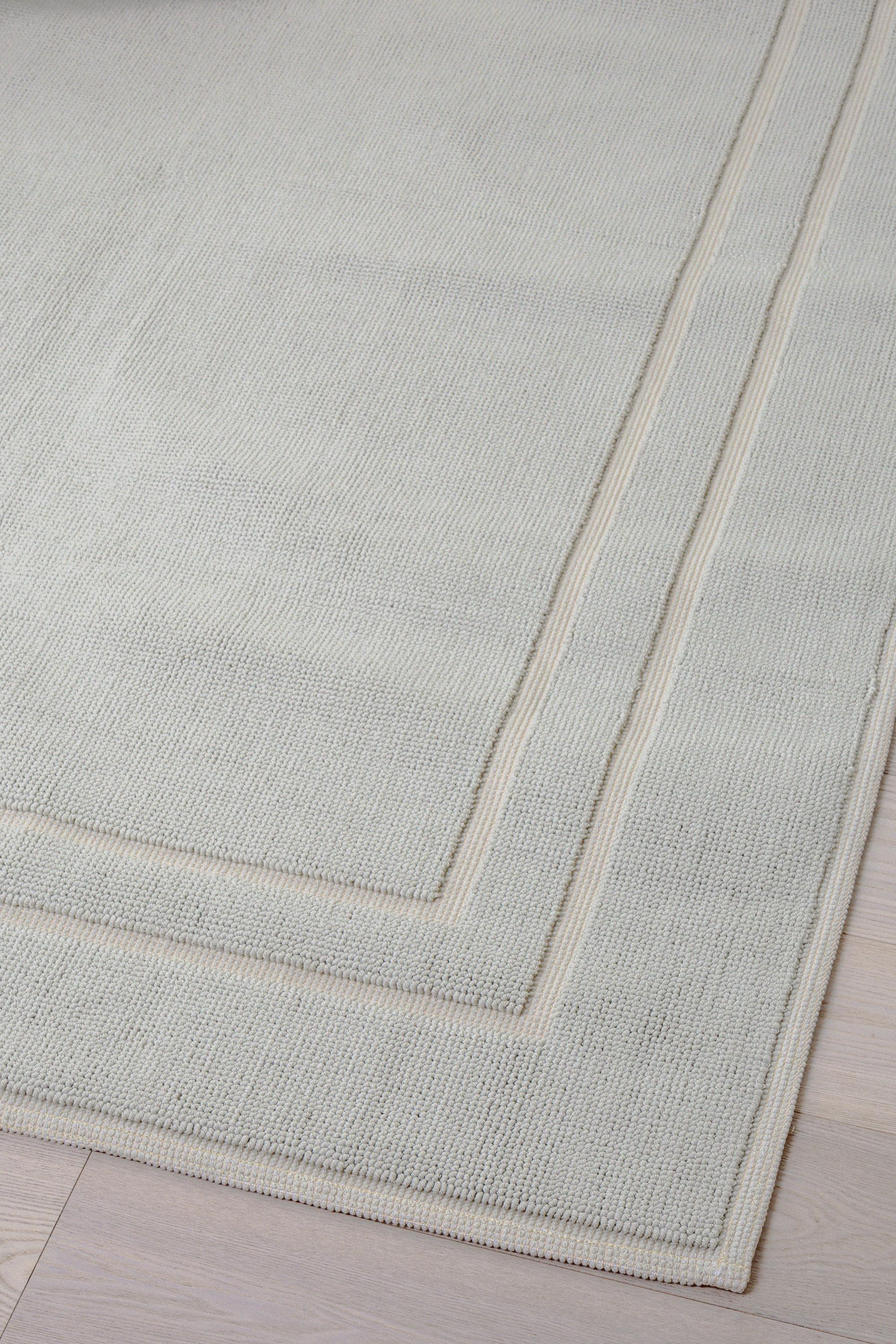 Italian Cotton passe-partout rug with frame design, gray color For Sale