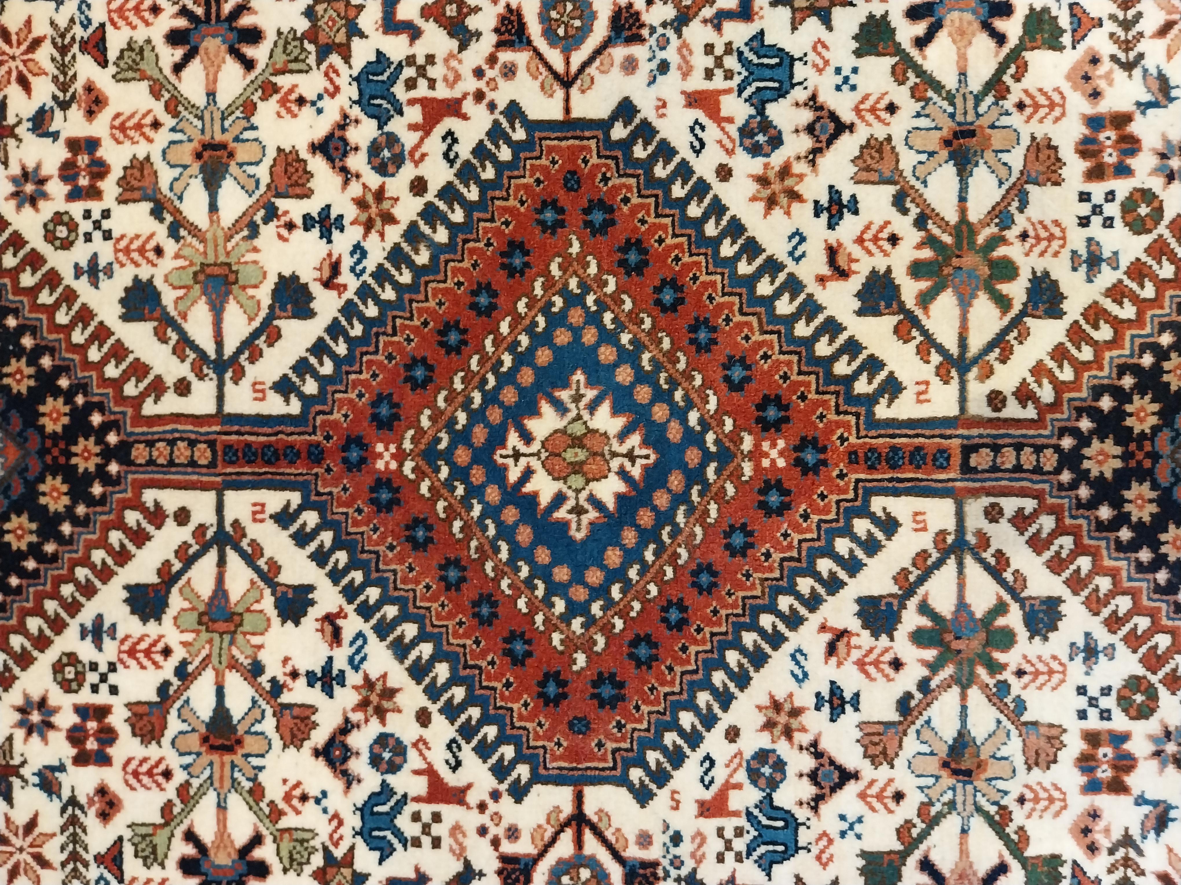 Hand-knotted Persian rug with geometric medallion Yalameh Rug For Sale 3