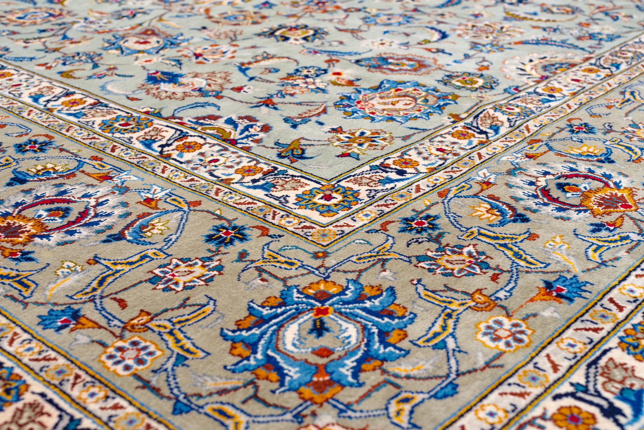 Persischer Kashan-Teppich aus dem 20 (Mid-20th Century) im Angebot