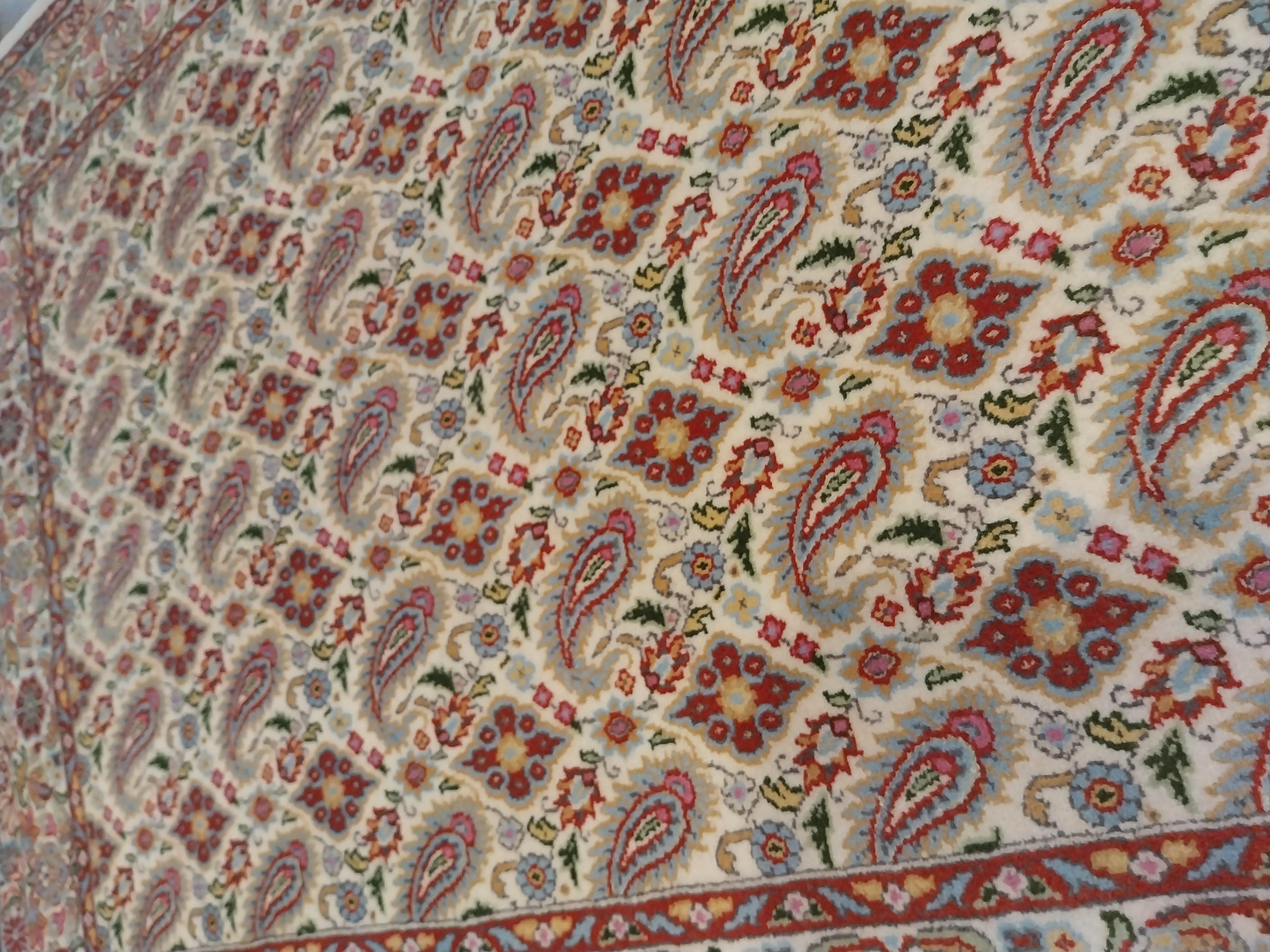 Noué à la main Tapis persan vintage noué à la main, motif peisley sur tout le tapis Mud en vente