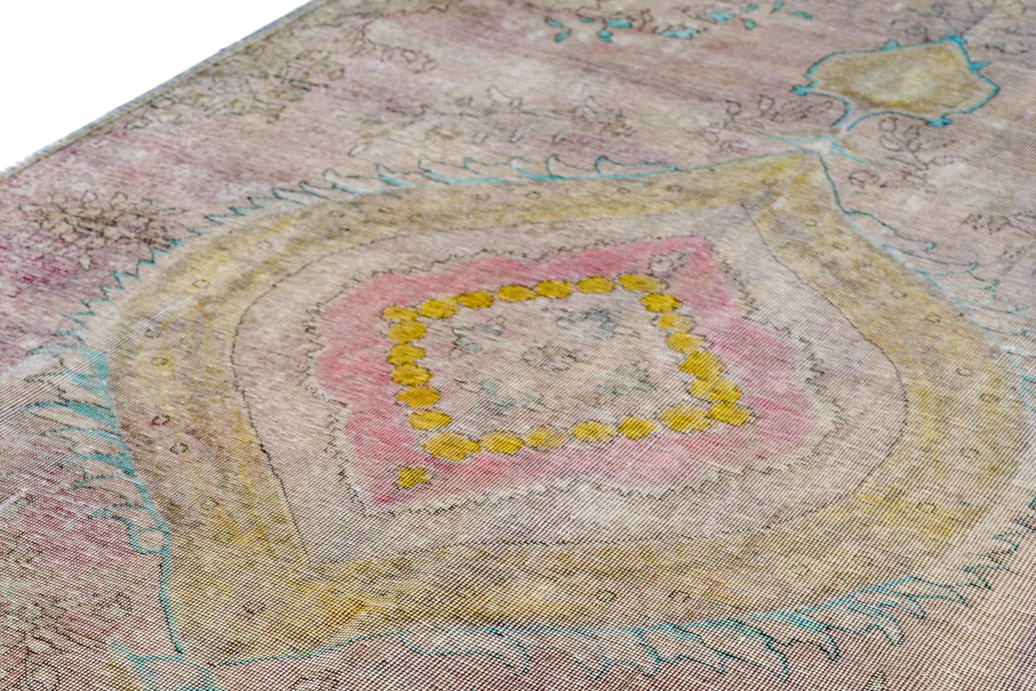 Vintage Distressed Perserteppich Mitte des 20. Jahrhunderts (Handgeknüpft) im Angebot