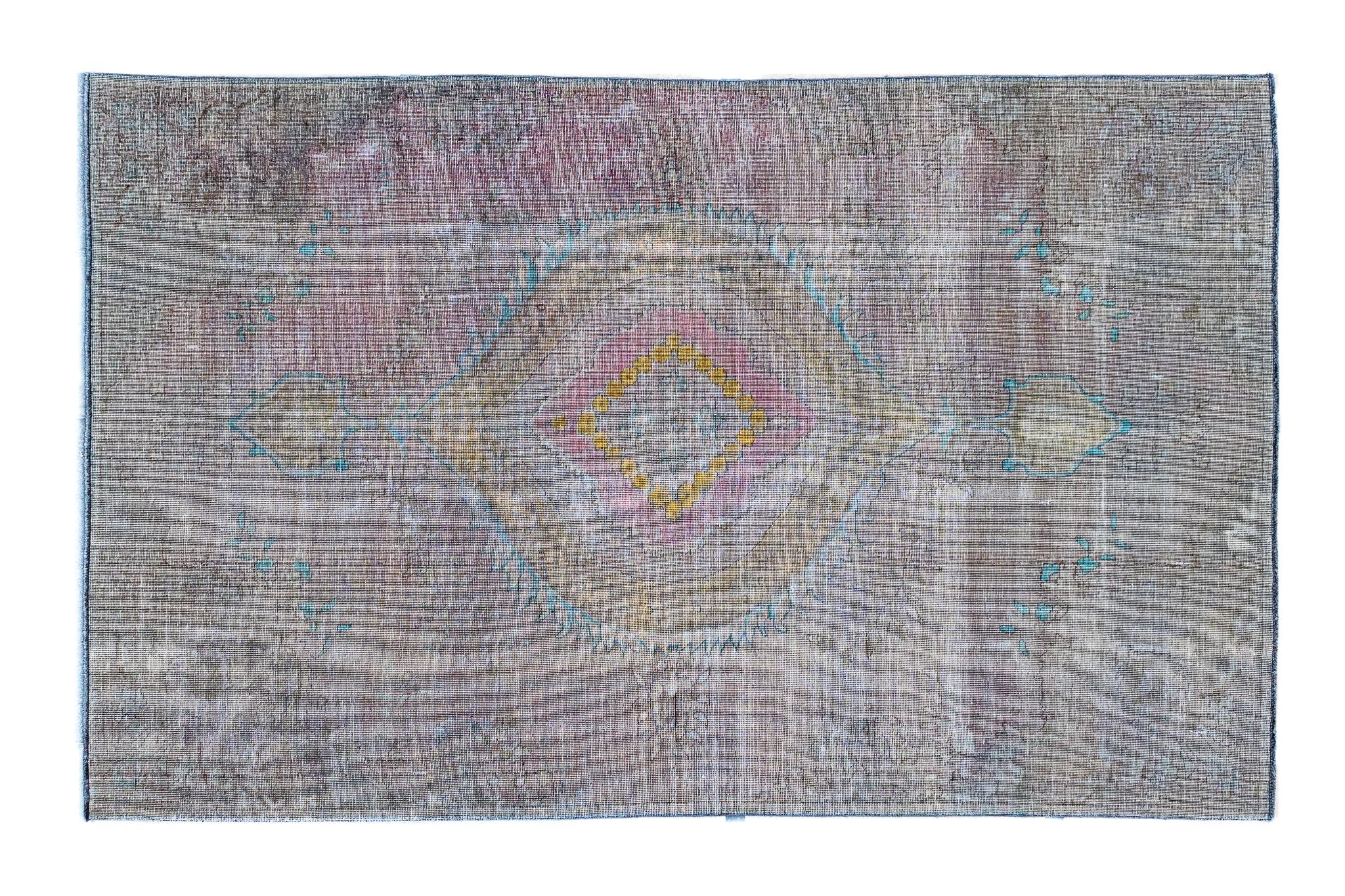Vintage Distressed Perserteppich Mitte des 20. Jahrhunderts im Angebot 2