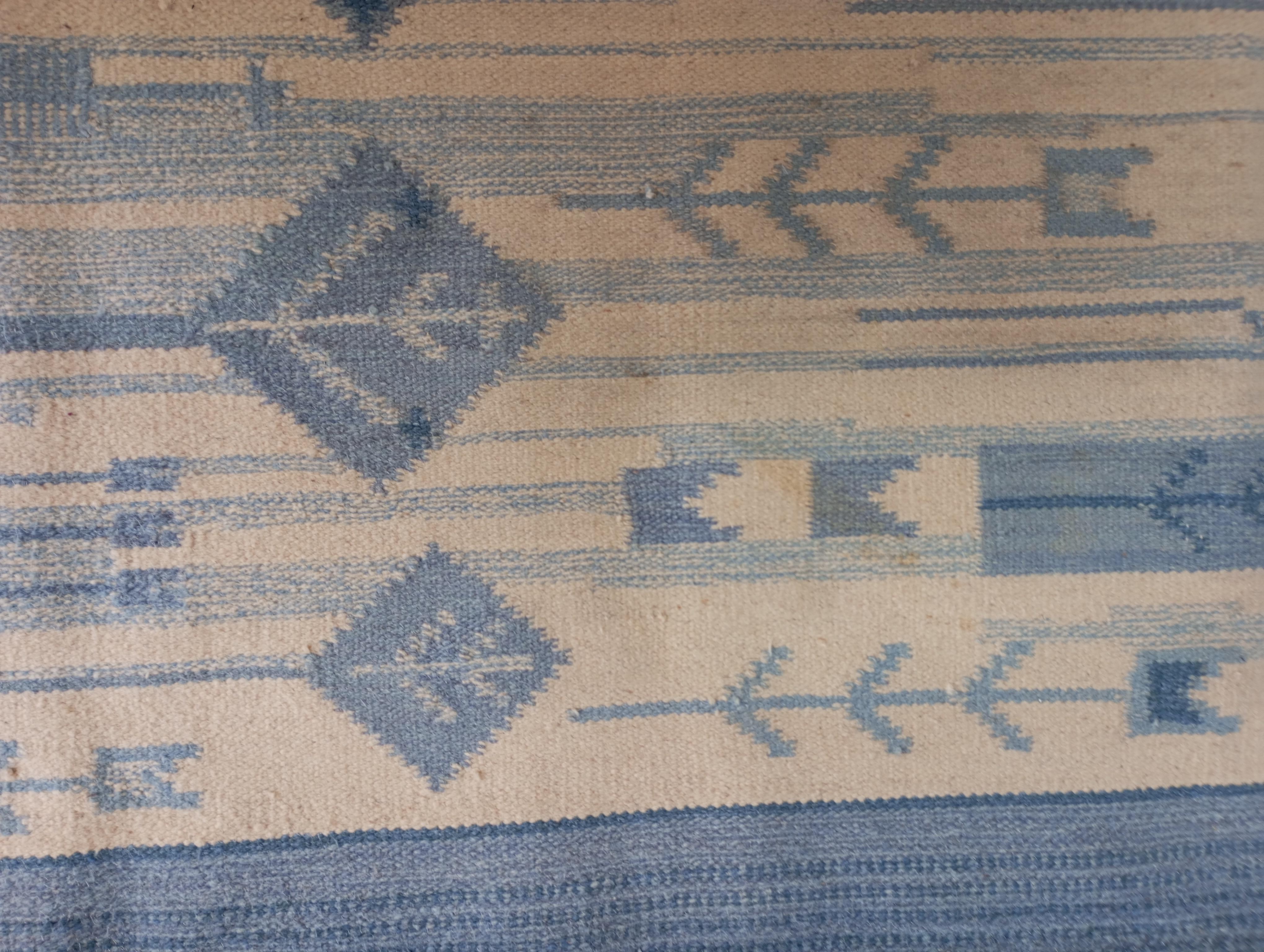 Rölakan wool rug with horses and girl. Swedish design, 1960s For Sale 6