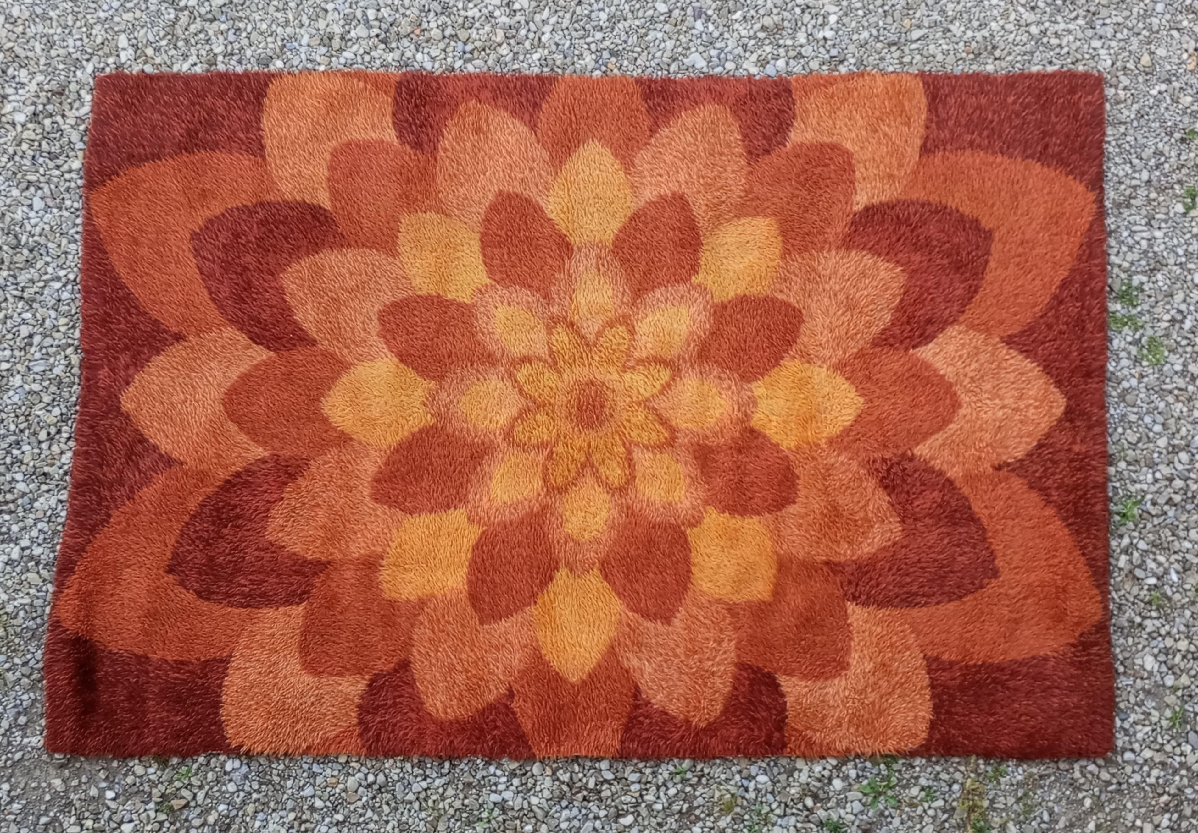Machine-Made Rya vintage 1970s Denmark pure wool rug For Sale