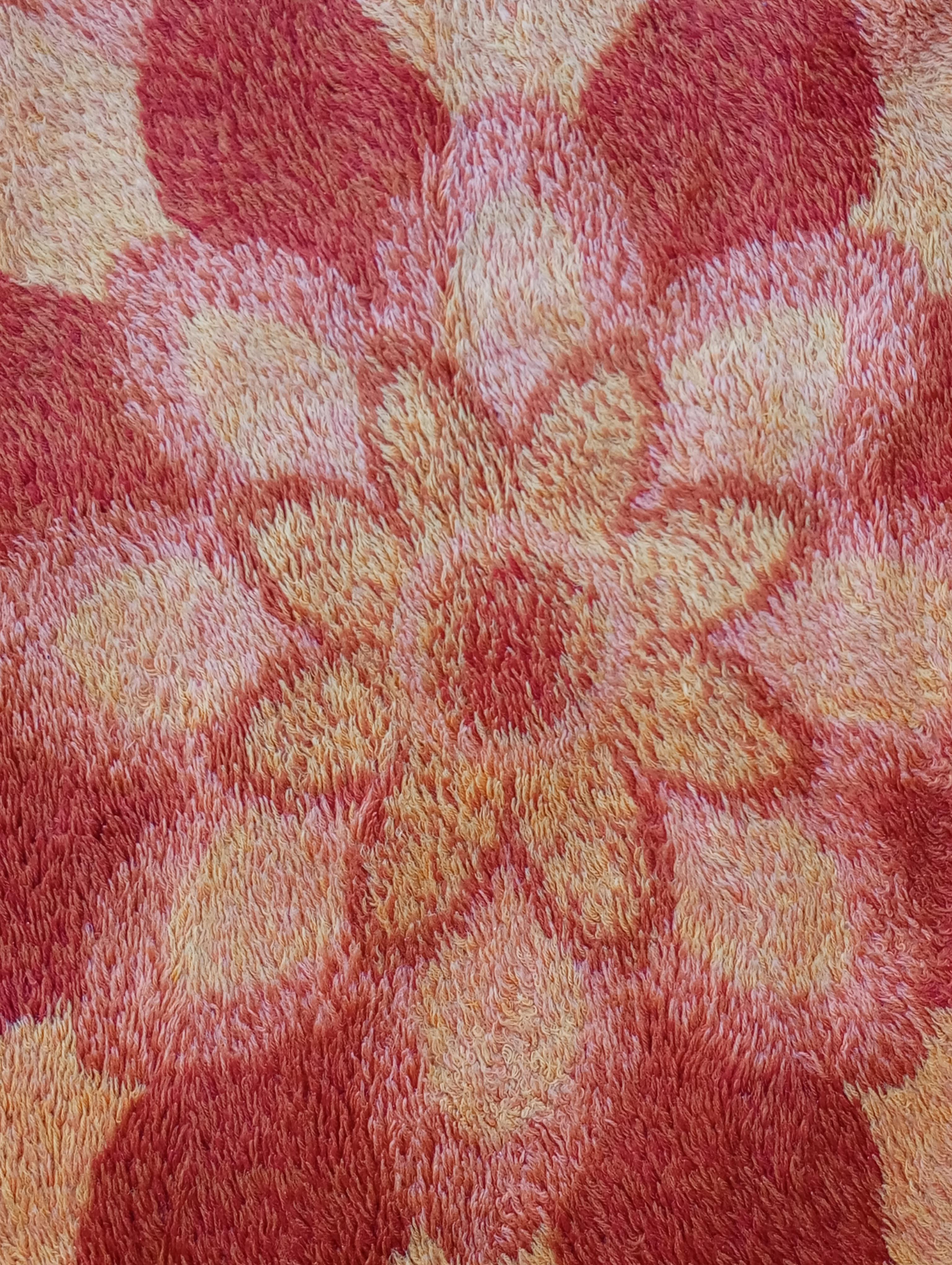 Rya vintage 1970s Denmark pure wool rug In Good Condition For Sale In Firenze, FI