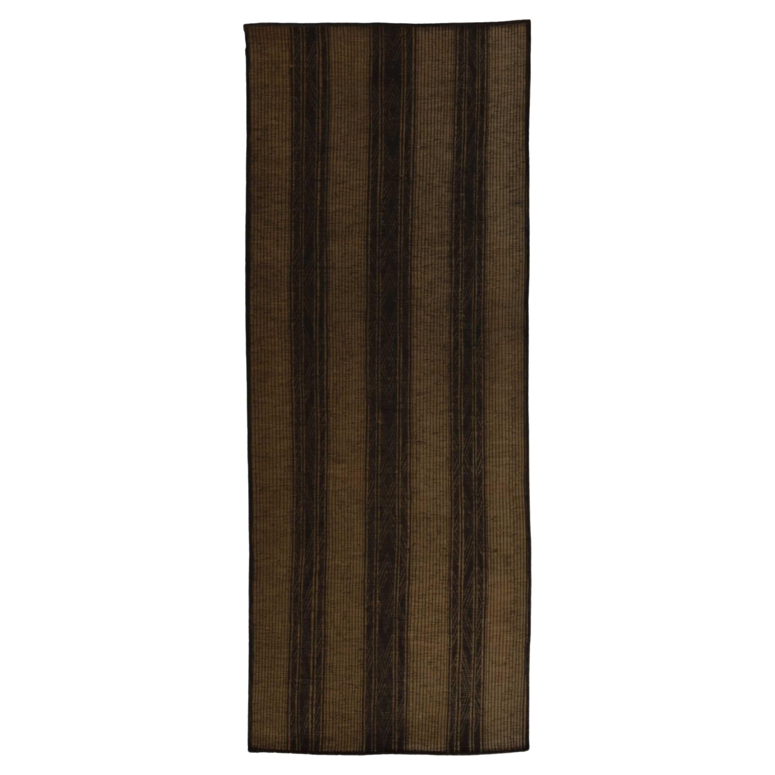 Handmade Tuareg Mat in Sahara Mauritanian Vintage Carpet in Wood and Leather For Sale