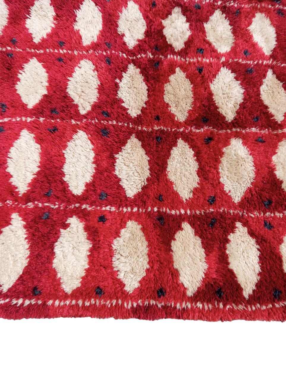 Mid-20th Century Swedish hand-knotted wool rug 1960s For Sale
