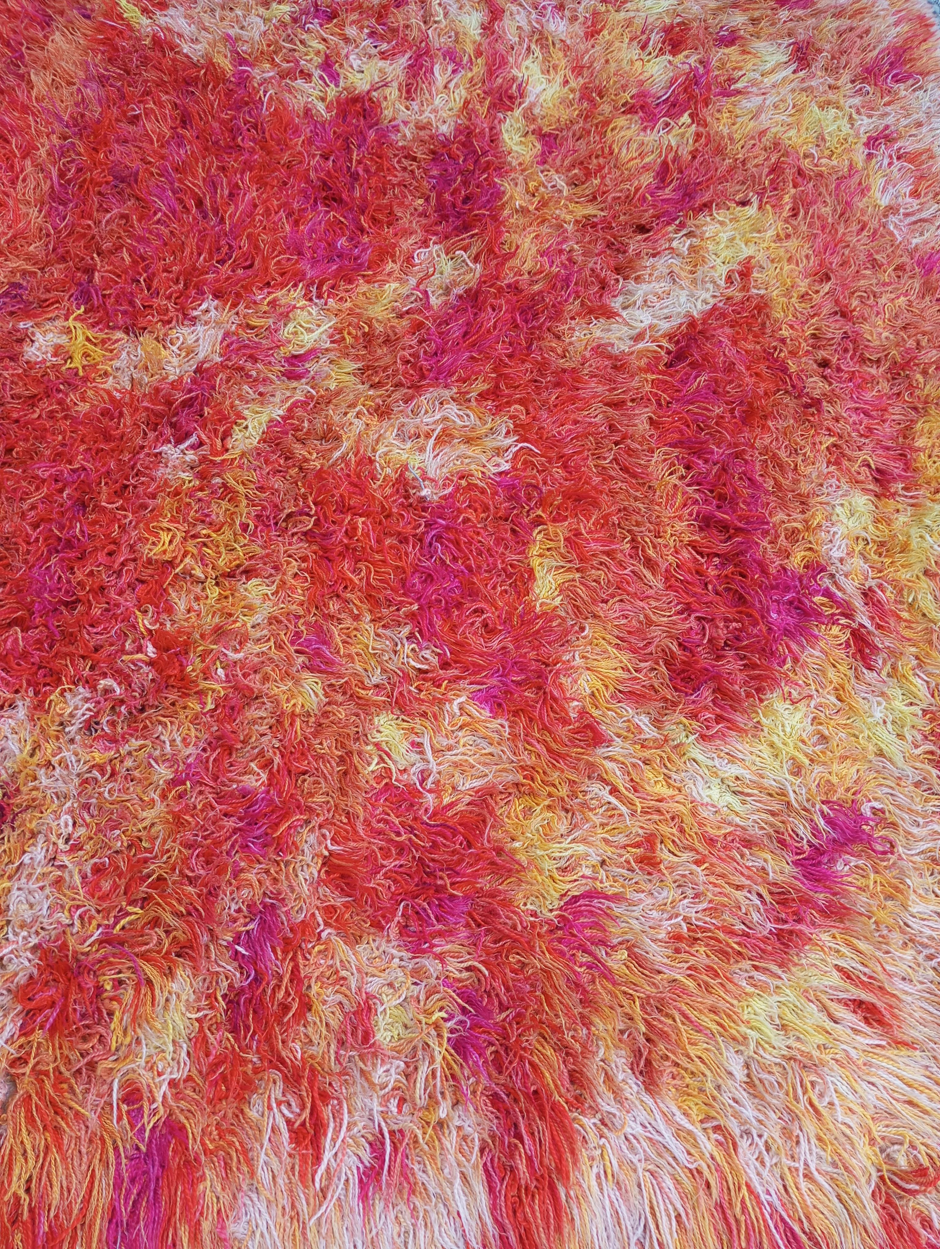 Swedish hand-knotted wool rug 1960s For Sale 2