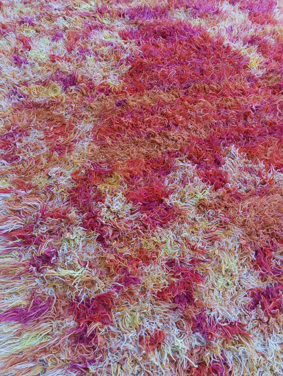 Swedish hand-knotted wool rug 1960s For Sale 3