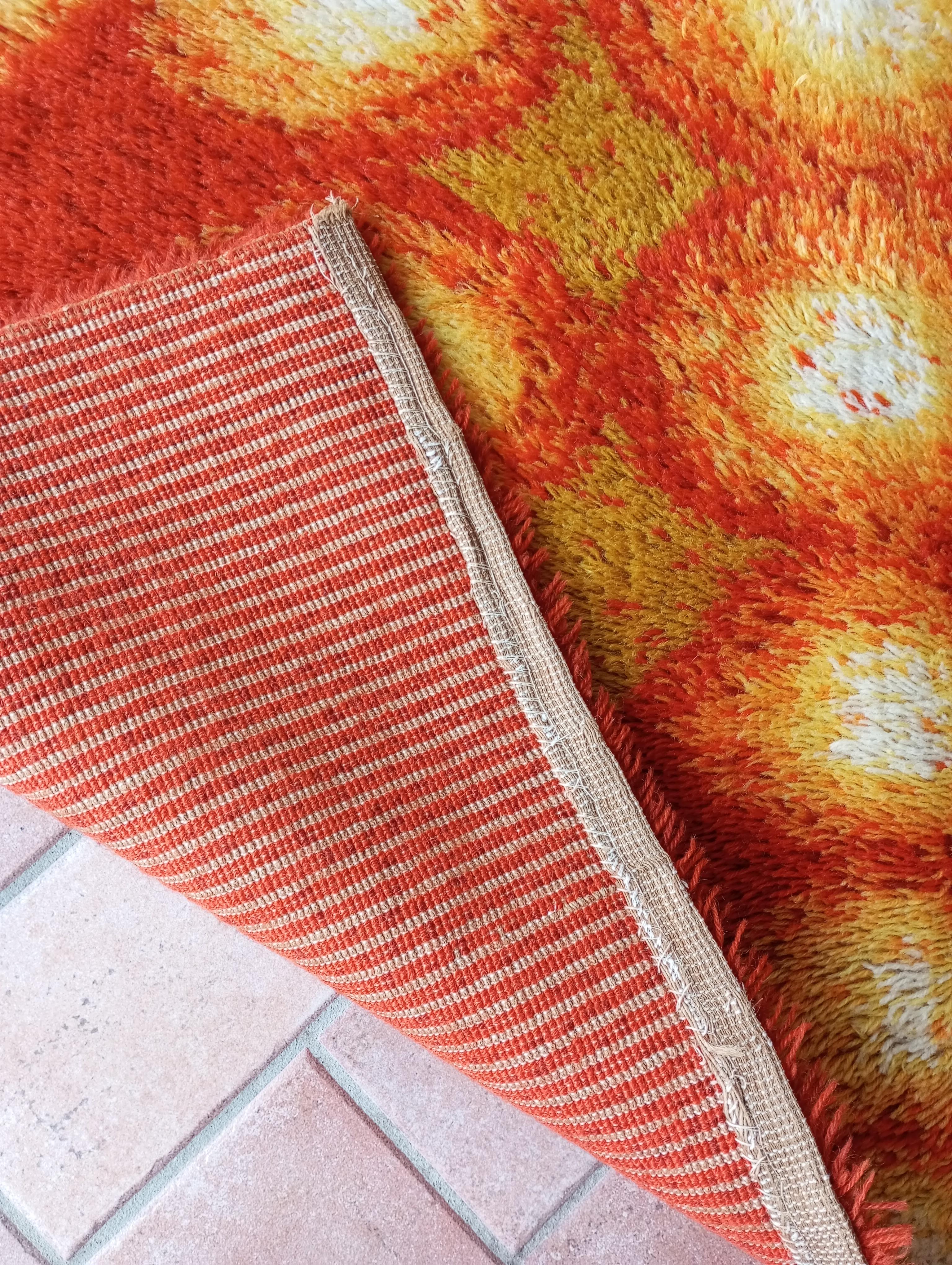 Vintage carpet Ege Taepper Rya (Pop art), Denmark 1970s For Sale 7