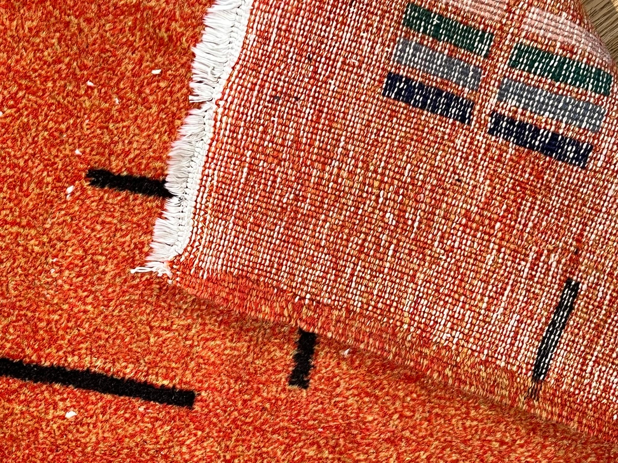 Moderne Zeki Muren Tapis de couleur des années 1970 avec motifs décoratifs abstraits futuristes en vente