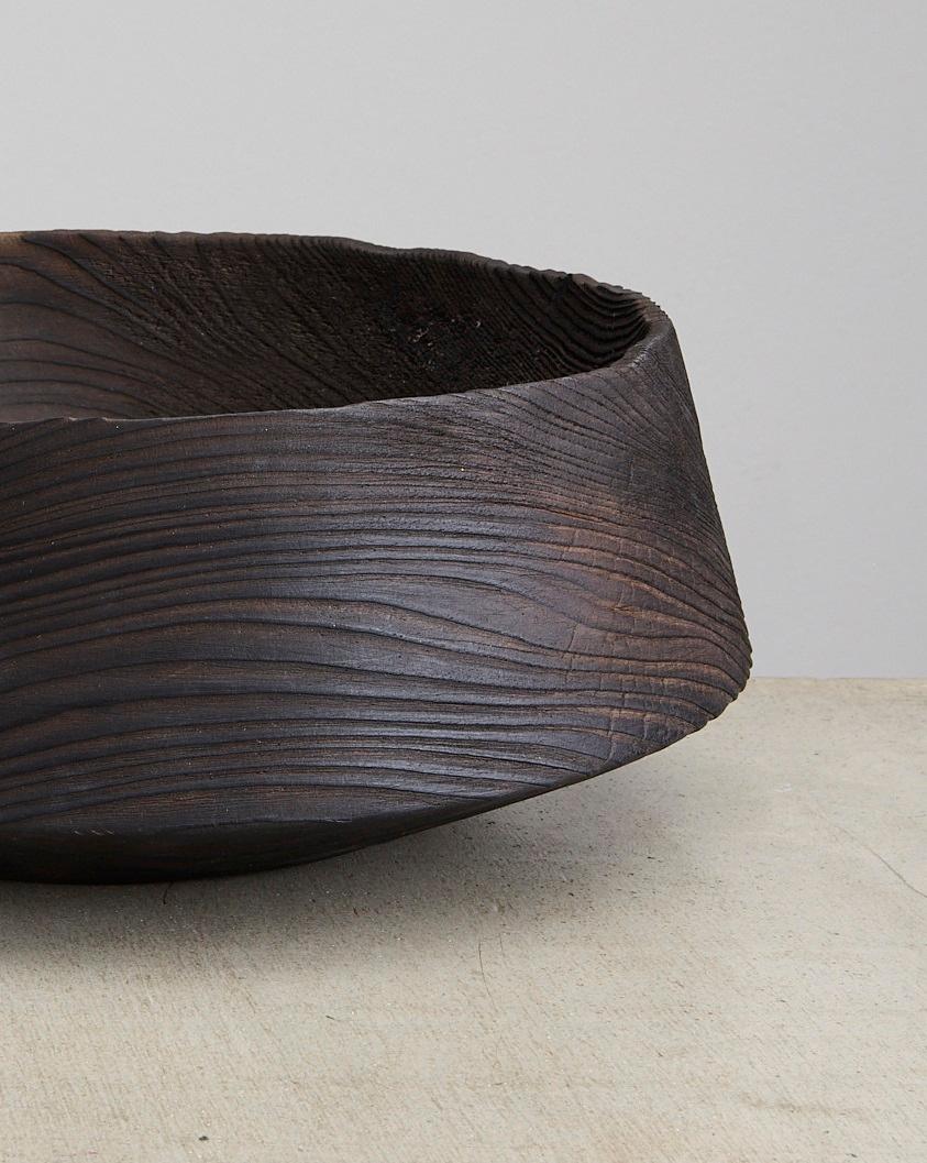 Postmoderno Vaso unico Tara 03 - Scultura contemporanea in Wood nero di Megarisiotis in vendita