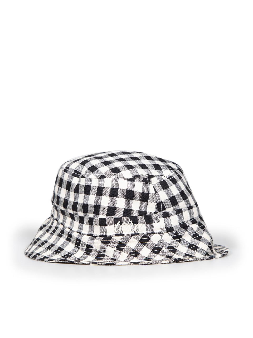 CONDITION is Very good. Minimal wear to hat is evident on this used Tara Jarmon designer resale item.
 
 
 
 Details
 
 
 Black and white
 
 Viscose
 
 Bucket hat
 
 Gingham pattern
 
 Embroidered logo detail
 
 
 

 
 Made in Romania
 

 
