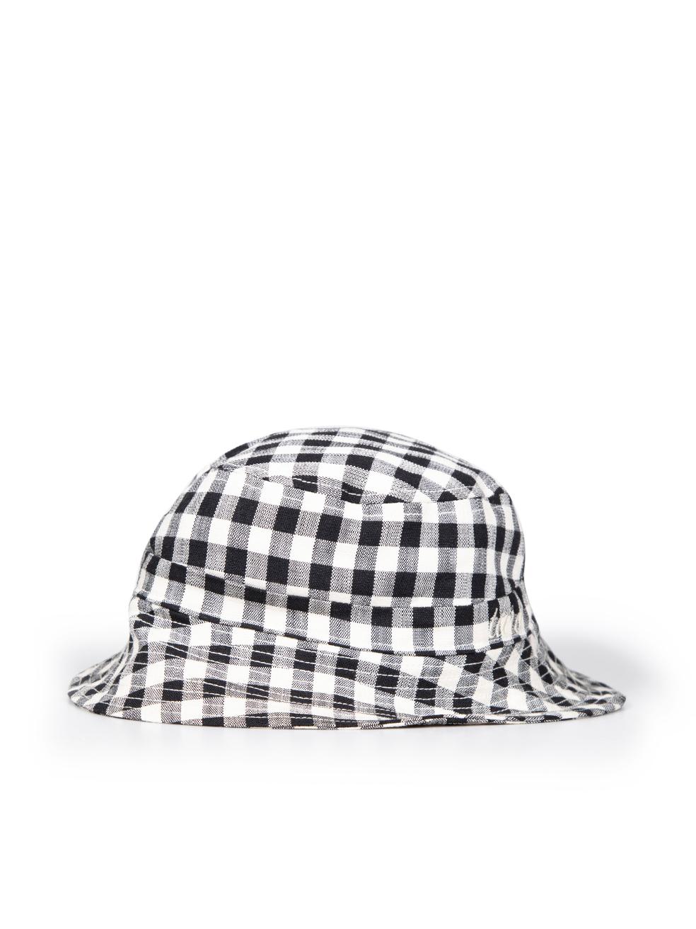 CONDITION is Very good. Minimal wear to hat is evident on this used Tara Jarmon designer resale item. This hat comes with original dust bag.
 
 Details
 Black and white
 Viscose
 Bucket hat
 Gingham pattern
 Embroidered logo detail
 
 
 Made in