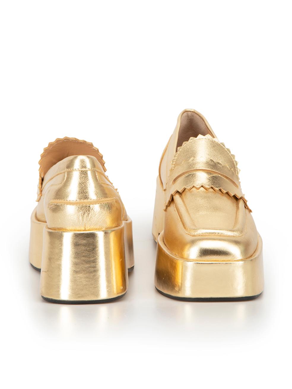 Tara Jarmon Women's Gold Leather Metallic Square Toe Loafers In Good Condition In London, GB